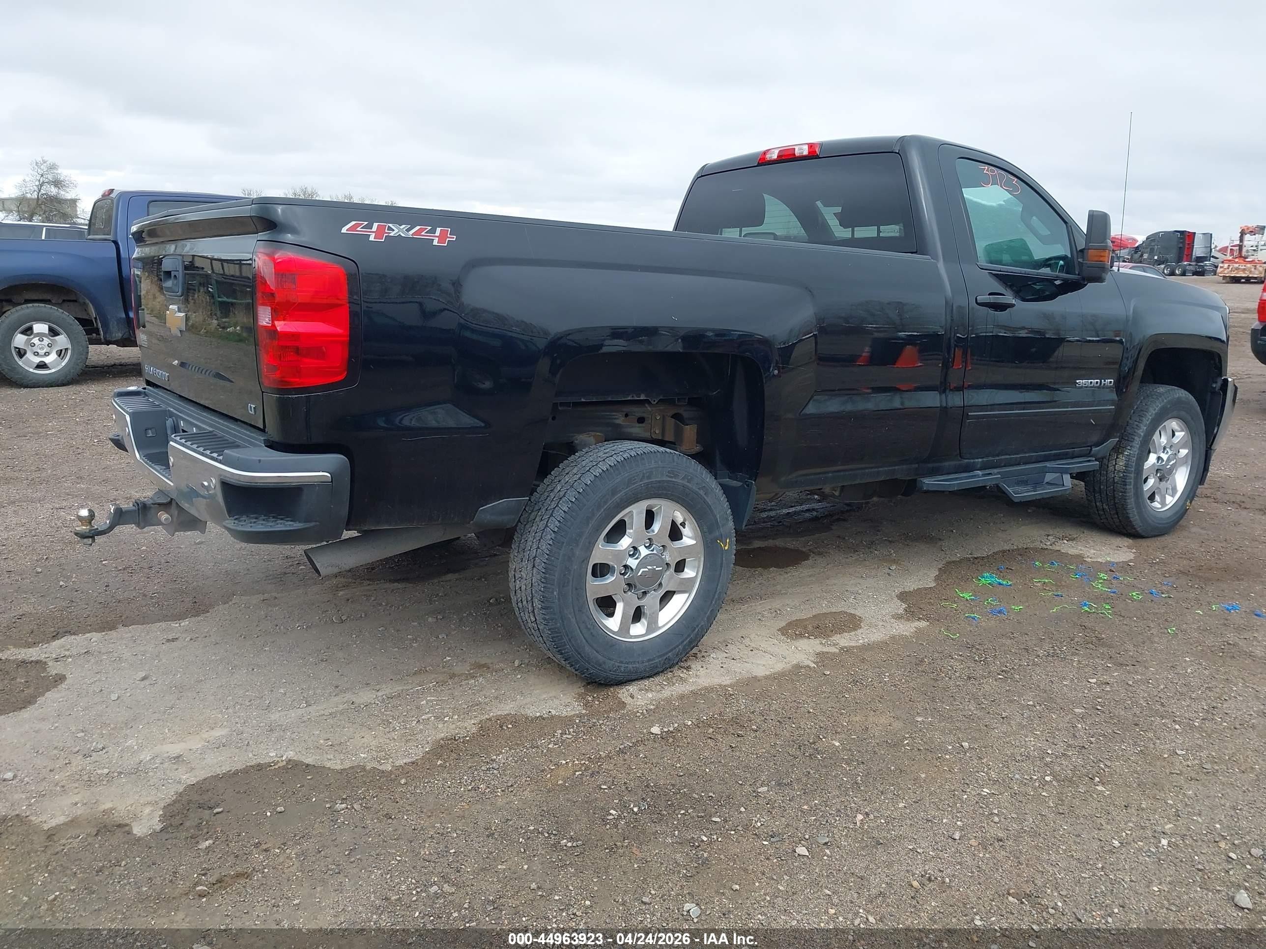 2015 Chevrolet Silverado 3500hd Lt Black vin: 1GC0KZEG6FZ528232