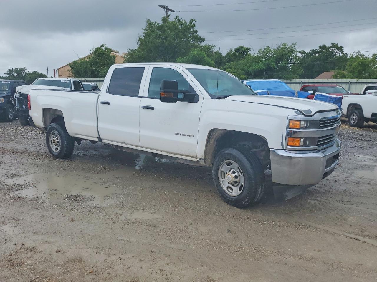 2016 Chevrolet Silverado C2500 Heavy Duty White vin: 1GC1CUEG1GF228640
