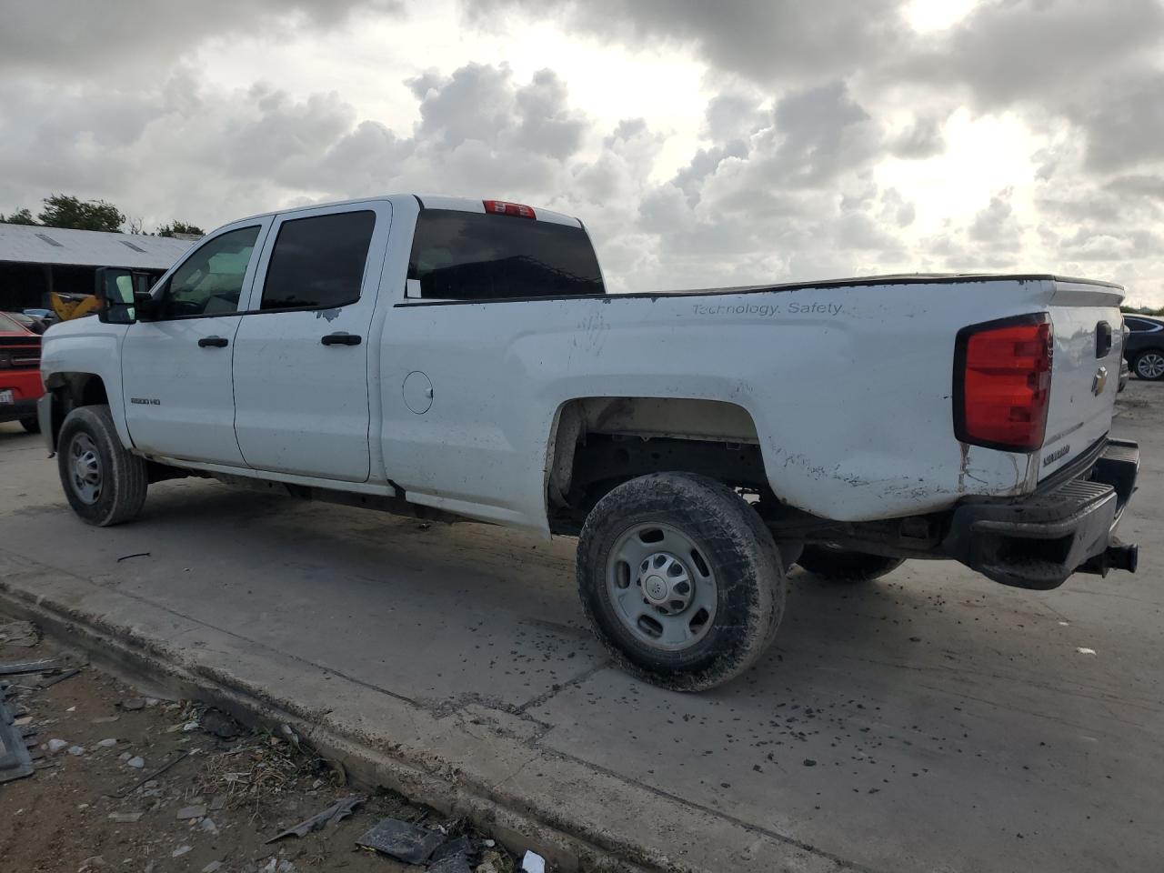 2016 Chevrolet Silverado C2500 Heavy Duty White vin: 1GC1CUEG1GF228640 Damage: Left Bed Side, Severe Damage, Replacement Required
