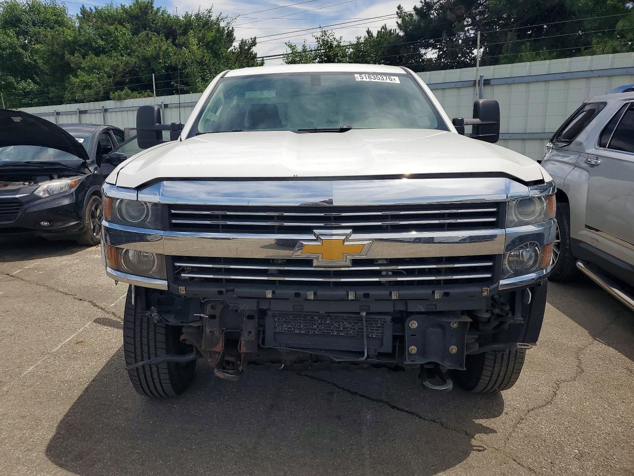 2015 Chevrolet Silverado C2500 Heavy Duty White vin: 1GC1CUEG2FF138962