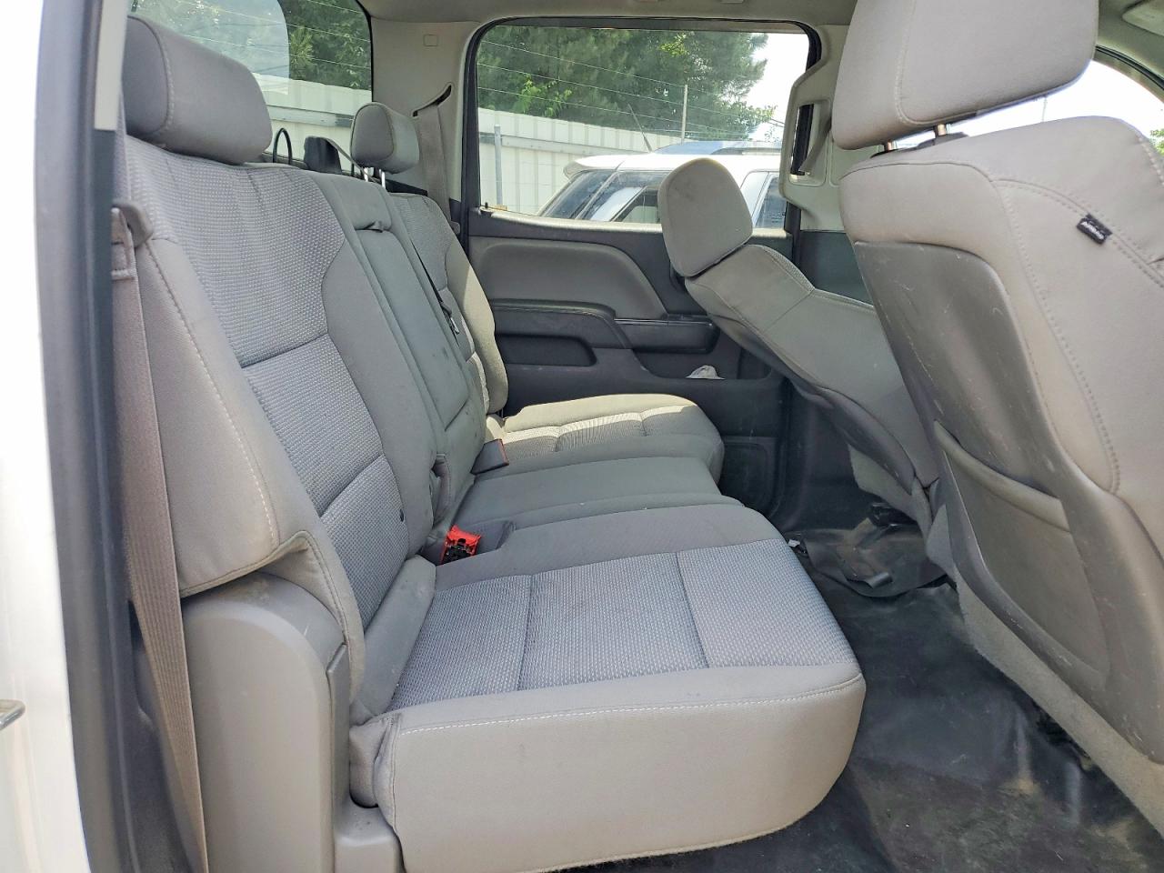 2015 Chevrolet Silverado C2500 Heavy Duty White vin: 1GC1CUEG2FF138962