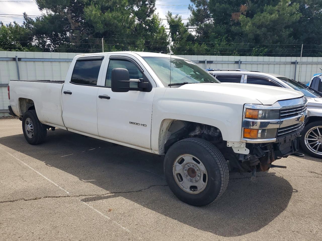 2015 Chevrolet Silverado C2500 Heavy Duty White vin: 1GC1CUEG2FF138962