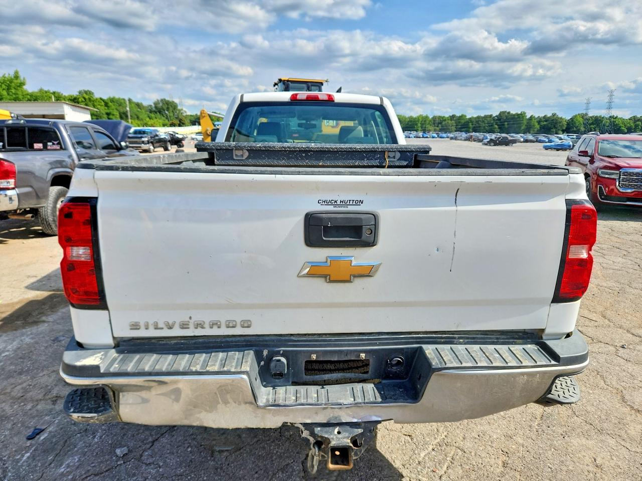 2017 Chevrolet Silverado C2500 Heavy Duty White vin: 1GC1CUEG4HF201837