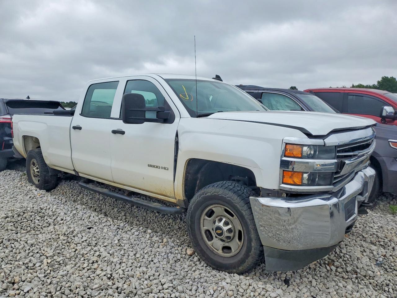 2017 Chevrolet Silverado C2500 Heavy Duty White vin: 1GC1CUEG4HF201837