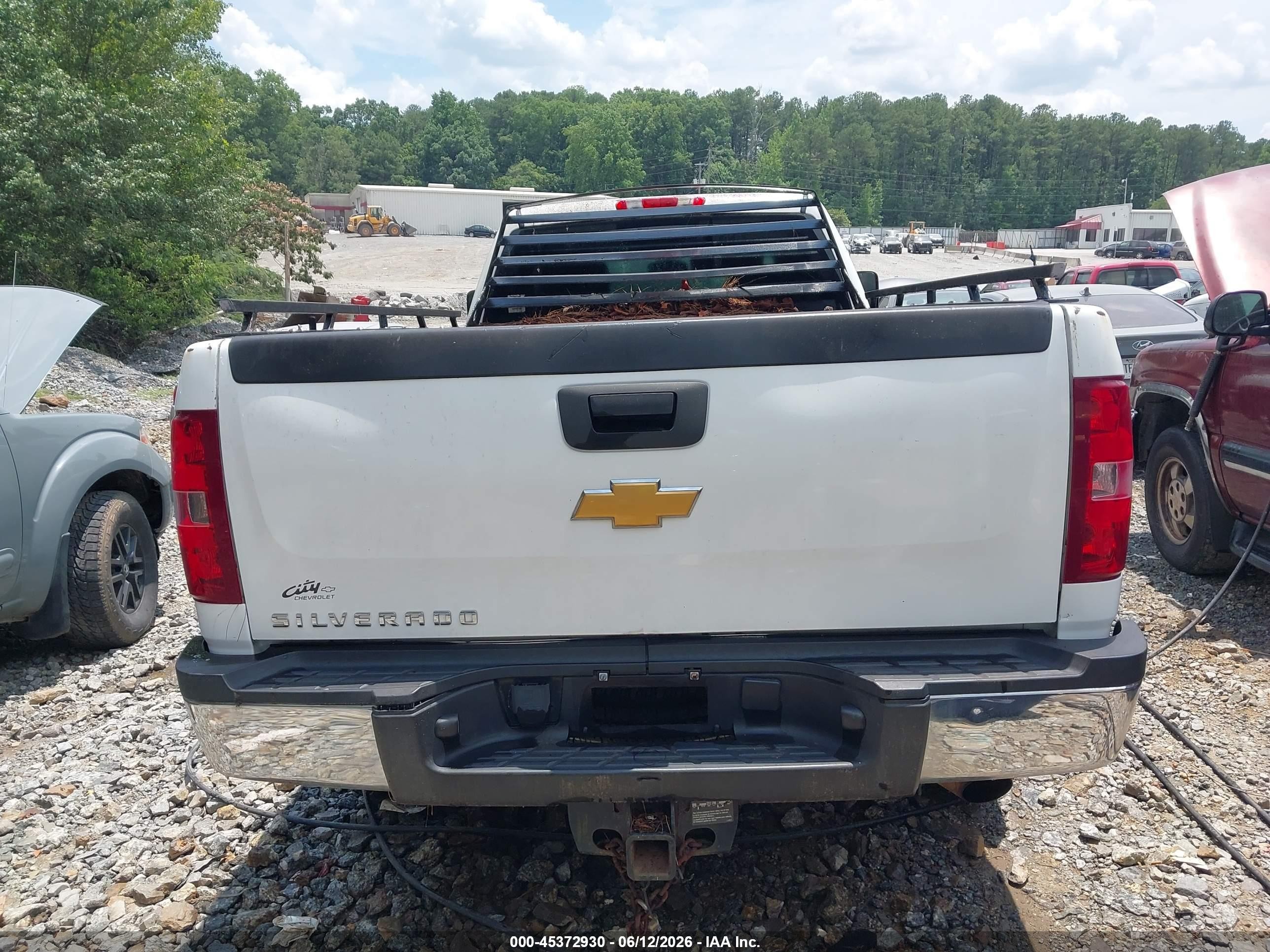 2013 Chevrolet Silverado 2500hd Work Truck White vin: 1GC1CVCG3DF102235