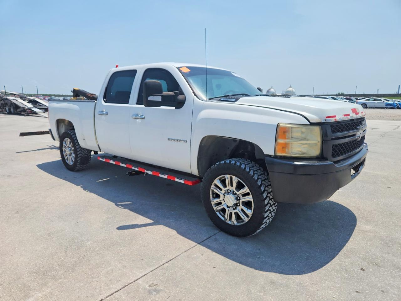 2011 Chevrolet Silverado C2500 Heavy Duty Белый vin: 1GC1CVCG4BF257440