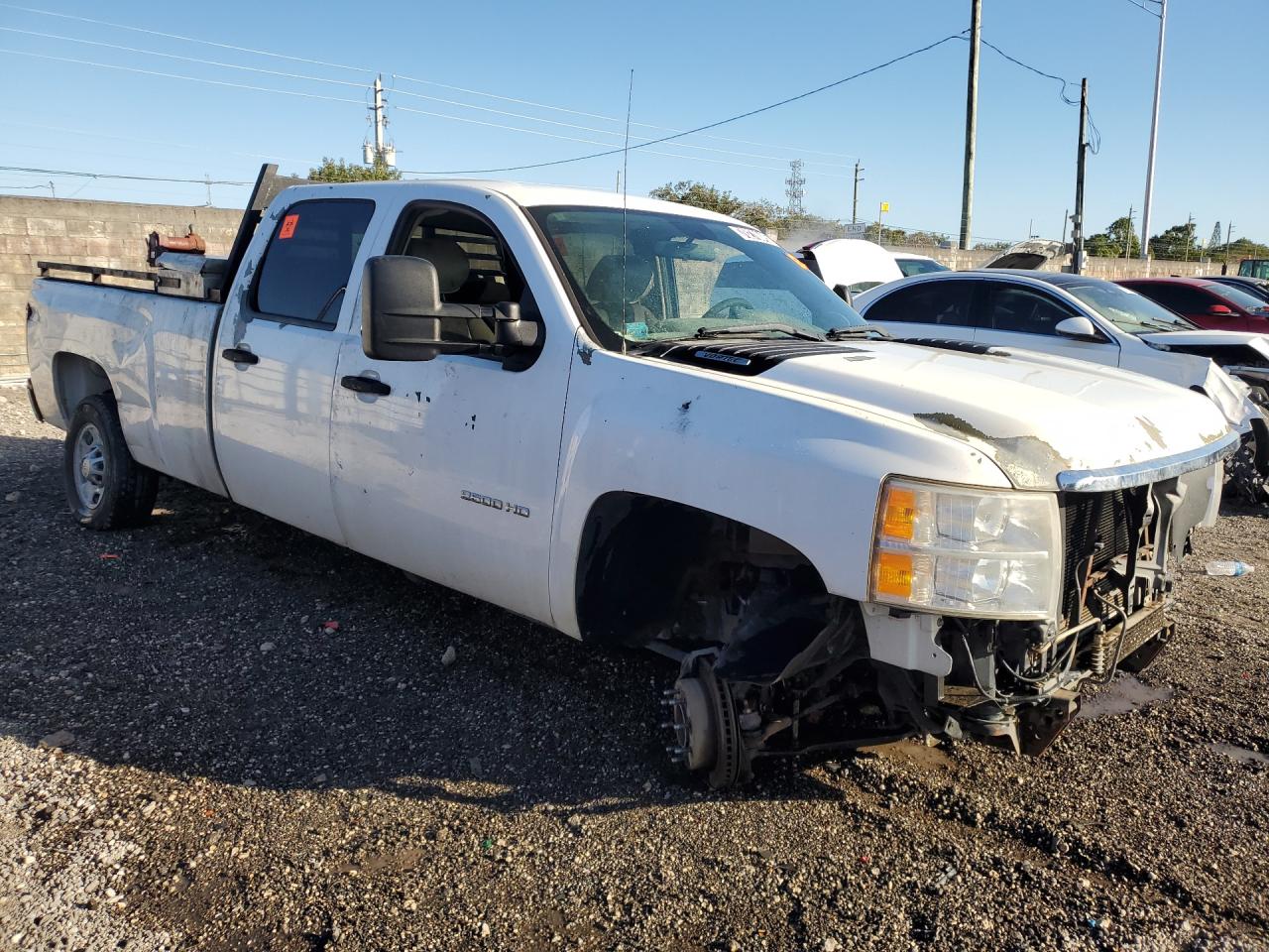 2013 Chevrolet Silverado C2500 Heavy Duty White vin: 1GC1CVCG5DF146981 Damage: Right Front Door, Peeling, 2 To 3 Inches