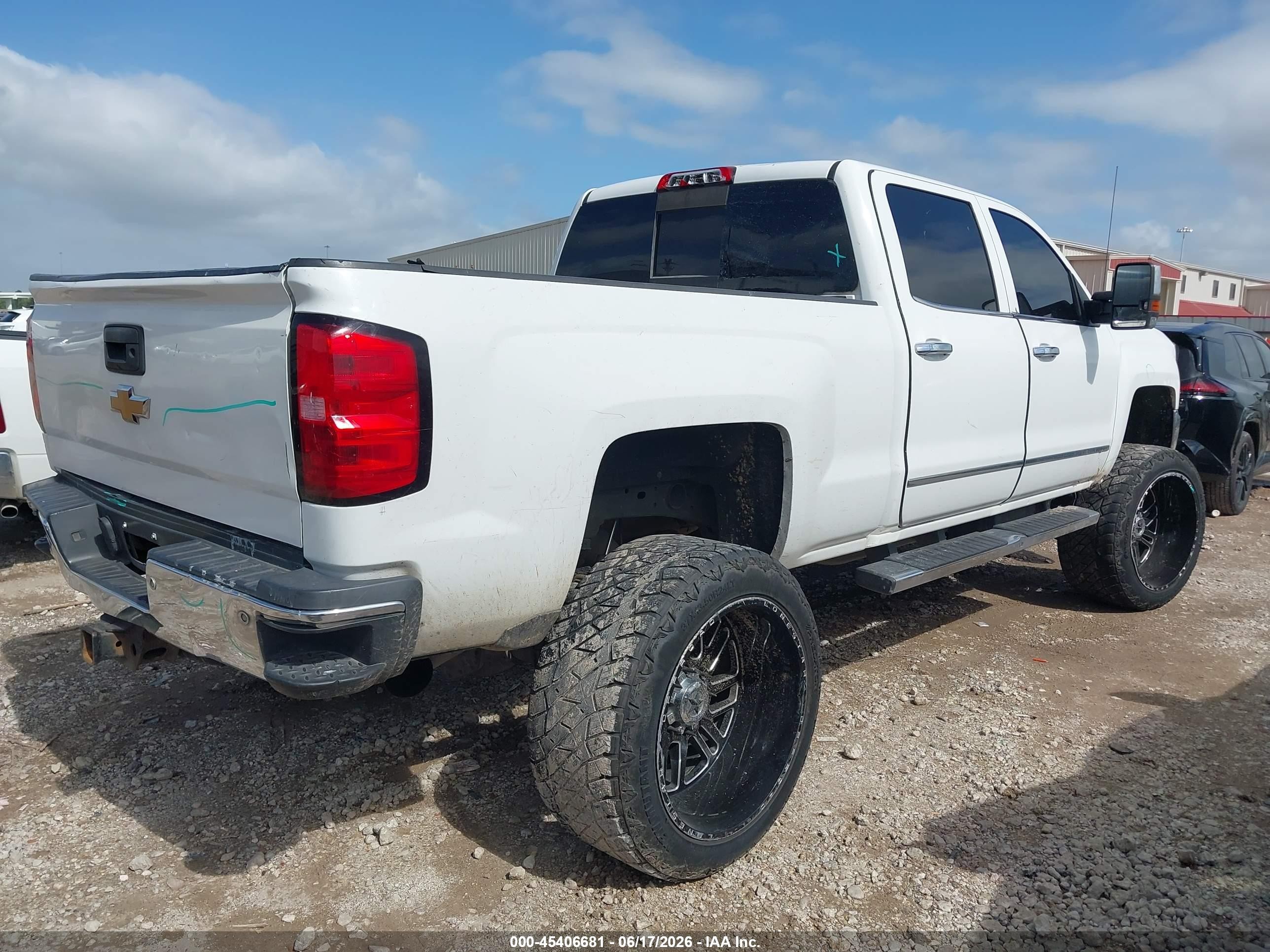 2015 Chevrolet Silverado 2500hd Ltz Белый vin: 1GC1CWE84FF593008