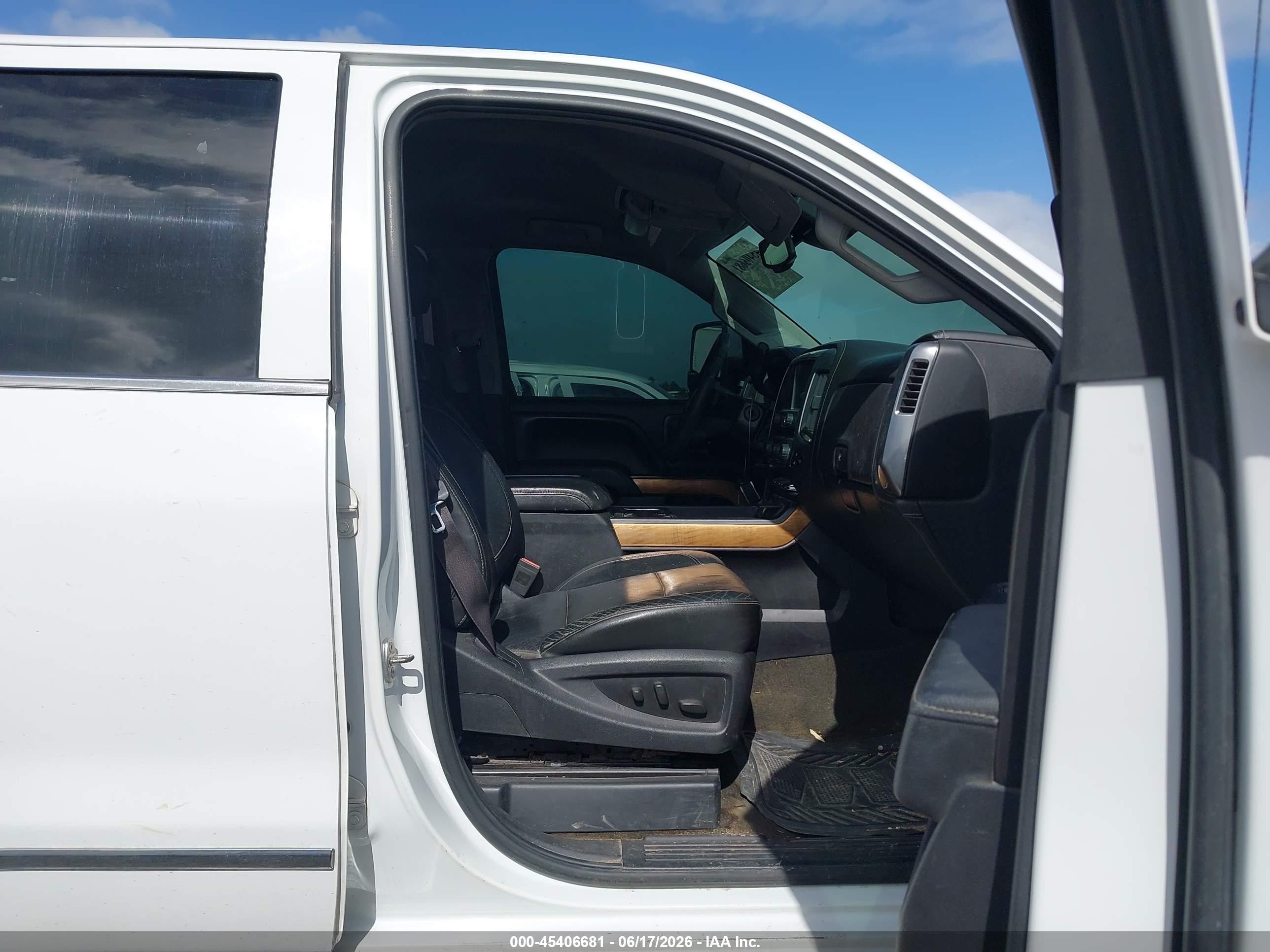 2015 Chevrolet Silverado 2500hd Ltz Белый vin: 1GC1CWE84FF593008