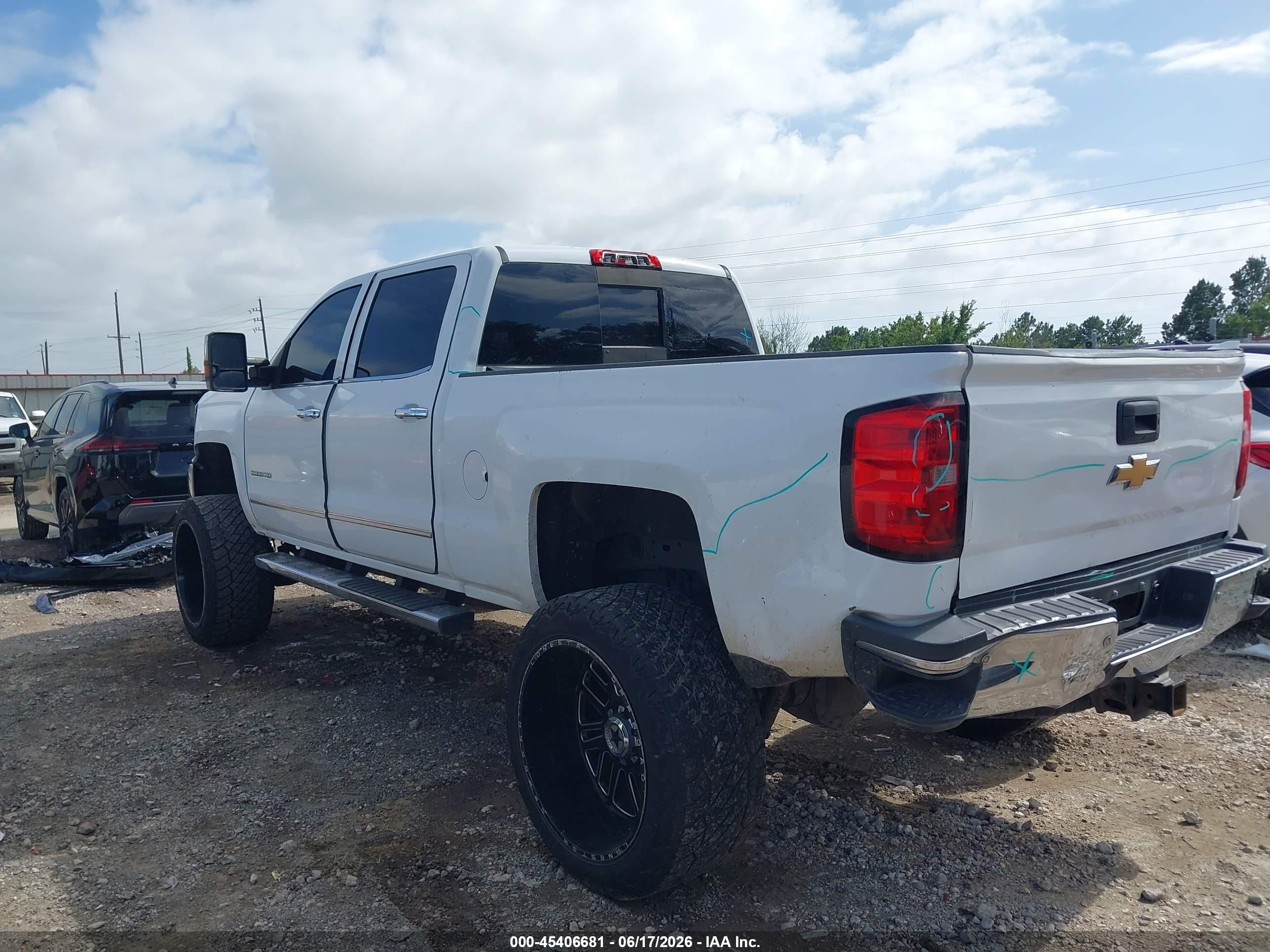 2015 Chevrolet Silverado 2500hd Ltz Белый vin: 1GC1CWE84FF593008