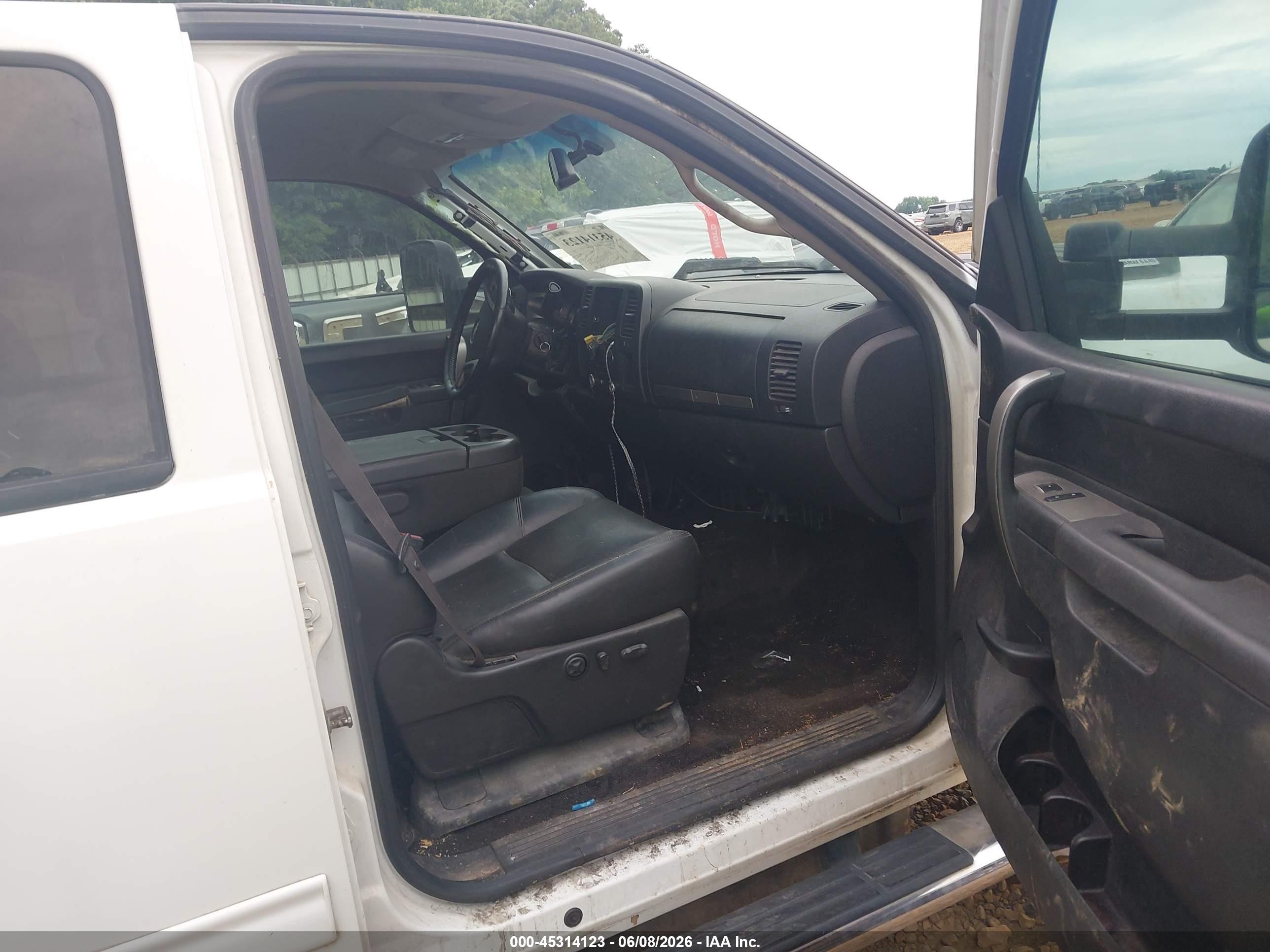 2012 Chevrolet Silverado 2500hd Lt White vin: 1GC1CXE81CF221112