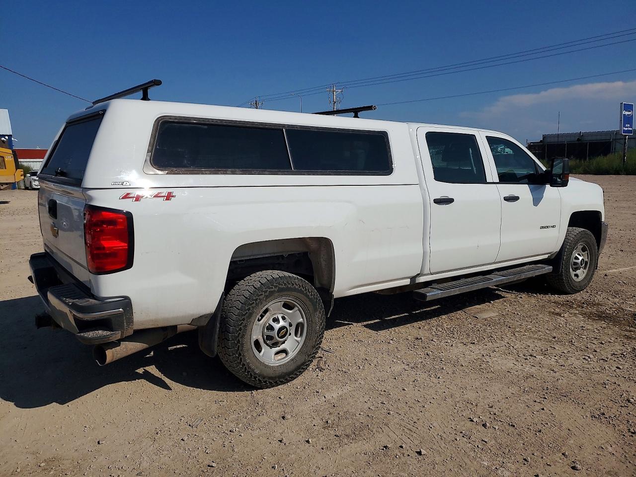 2019 Chevrolet Silverado K2500 Heavy Duty White vin: 1GC1KREY3KF136401