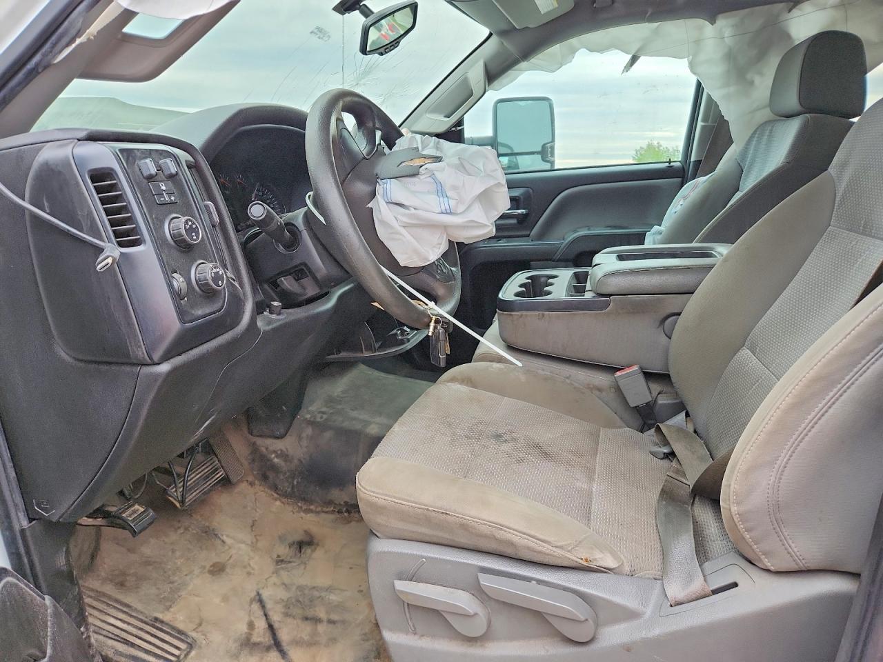 2015 Chevrolet Silverado K2500 Heavy Duty Белый vin: 1GC1KUE81FF562645