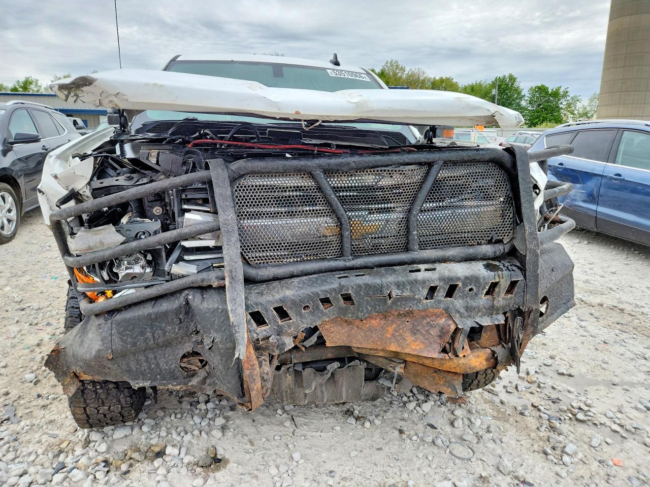 2015 Chevrolet Silverado K2500 Heavy Duty Белый vin: 1GC1KUE81FF562645