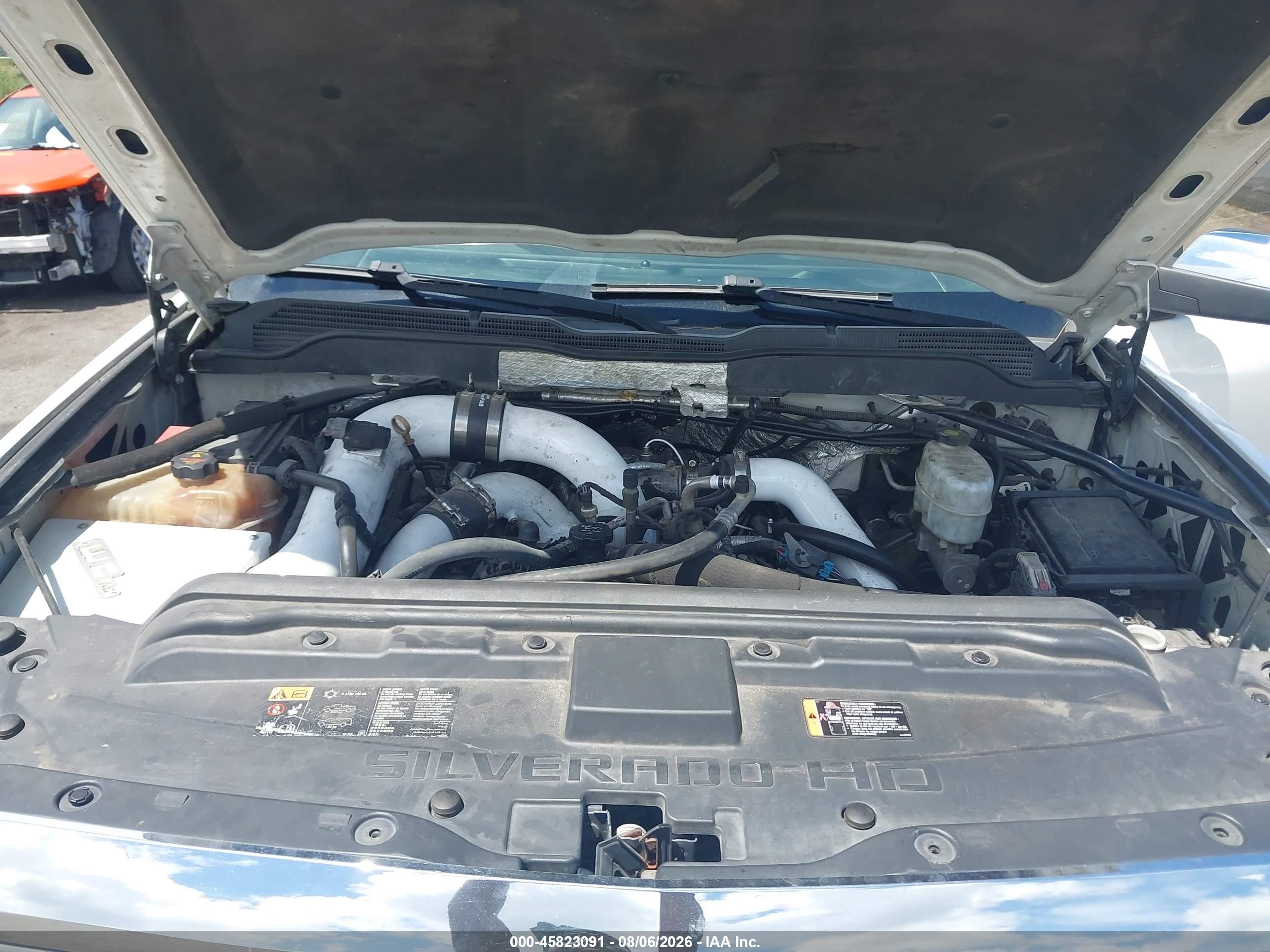 2015 Chevrolet Silverado 2500hd Built After Aug 14 Work Truck White vin: 1GC1KUE8XFF512293