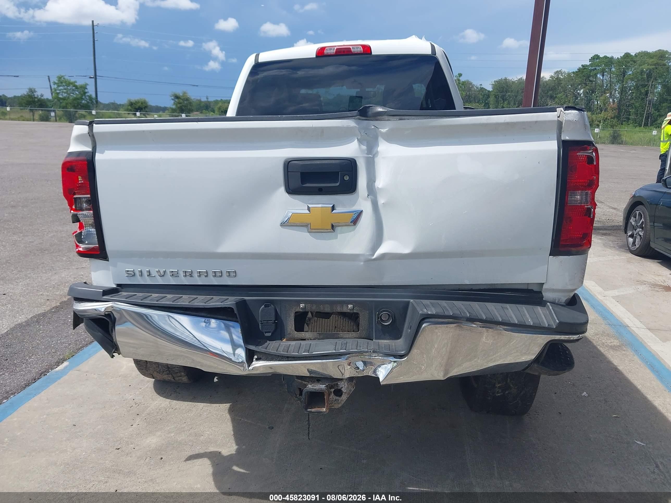 2015 Chevrolet Silverado 2500hd Built After Aug 14 Work Truck White vin: 1GC1KUE8XFF512293
