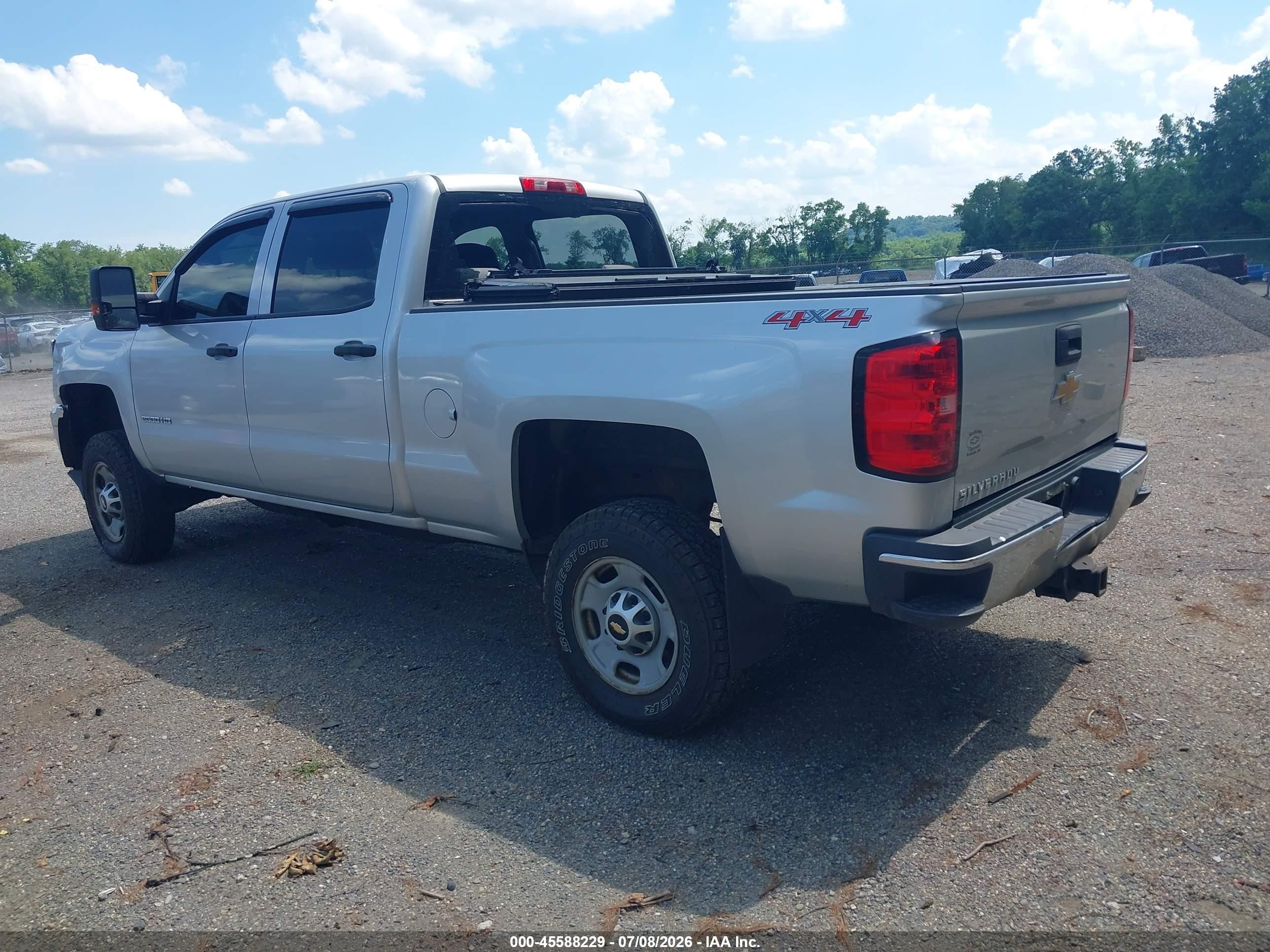 2015 Chevrolet Silverado 2500hd Work Truck Silver vin: 1GC1KUEG3FF124913