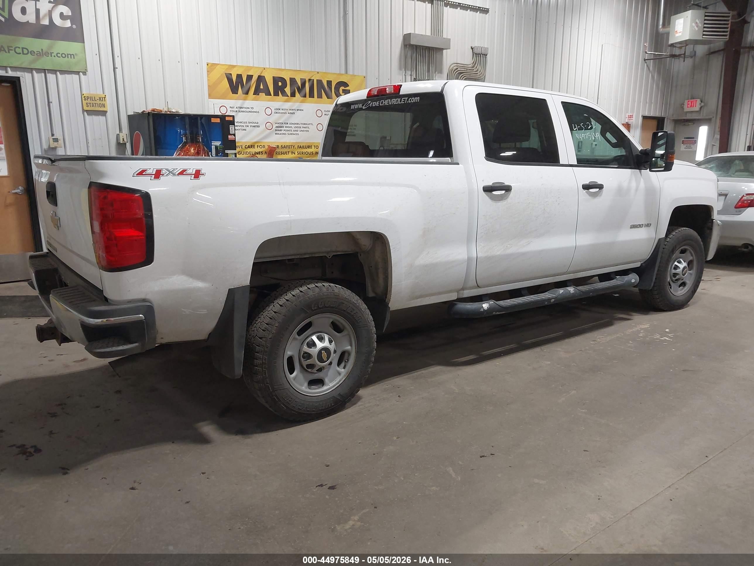2015 Chevrolet Silverado 2500hd Wt Белый vin: 1GC1KUEG6FF643549