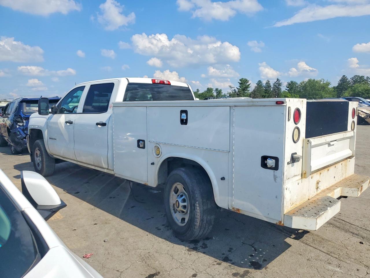 2015 Chevrolet Silverado K2500 Heavy Duty White vin: 1GC1KUEG7FF155162