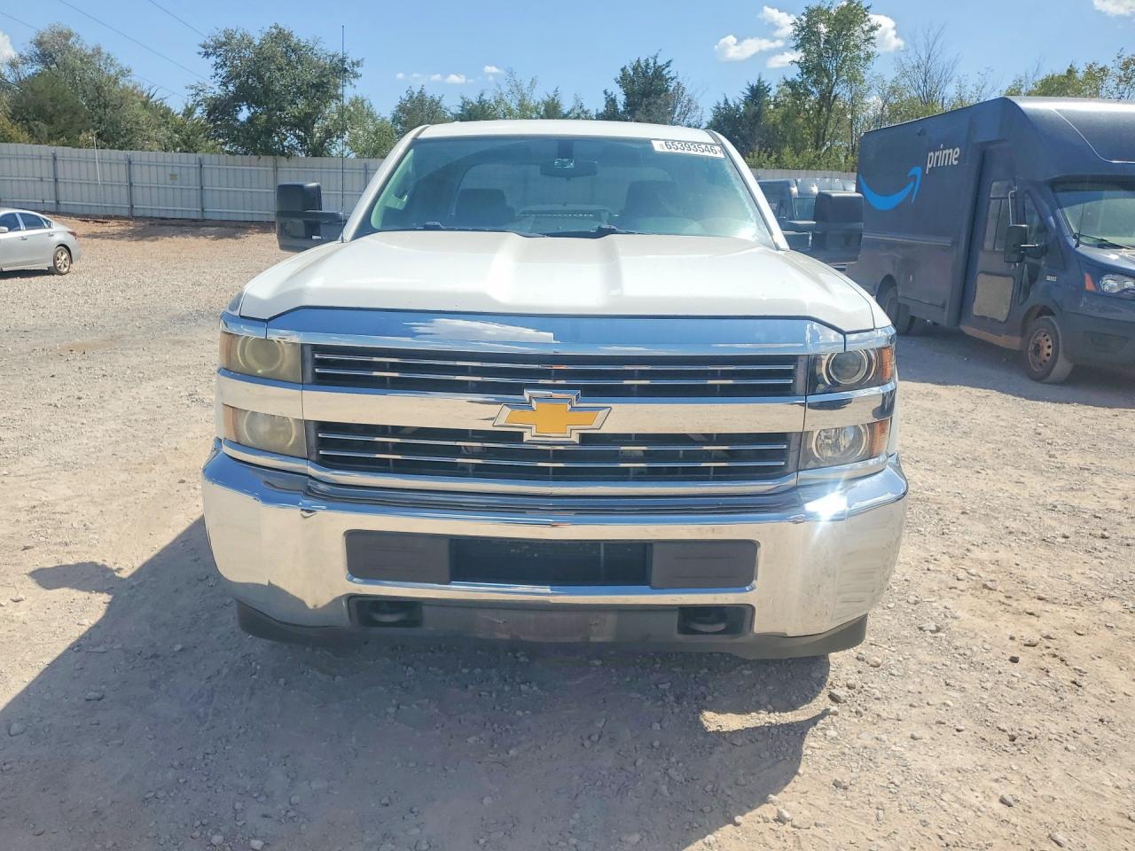 2015 Chevrolet Silverado K2500 Heavy Duty White vin: 1GC1KUEG9FF533739
