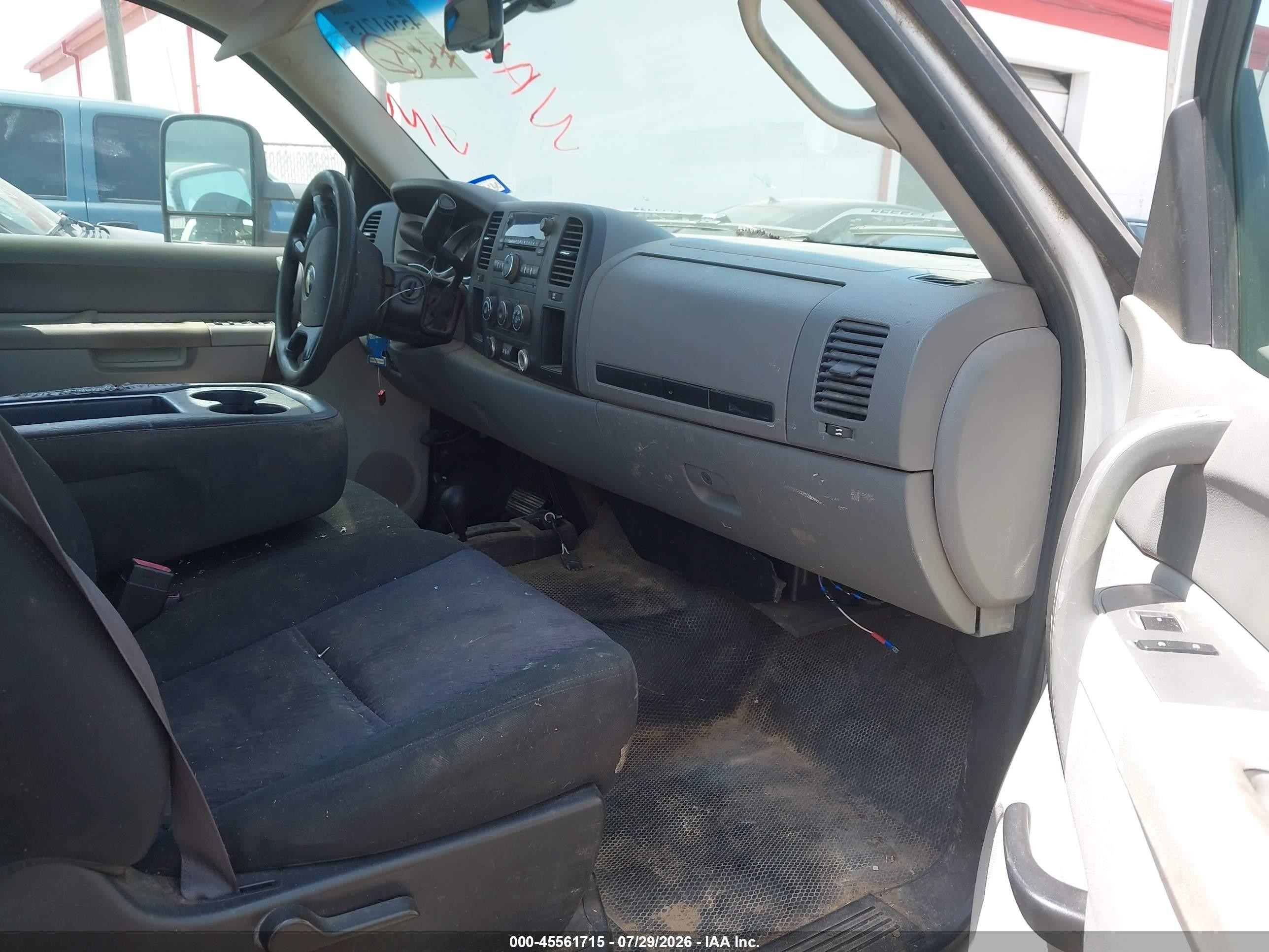 2011 Chevrolet Silverado 2500hd Work Truck White vin: 1GC1KVC80BF137095