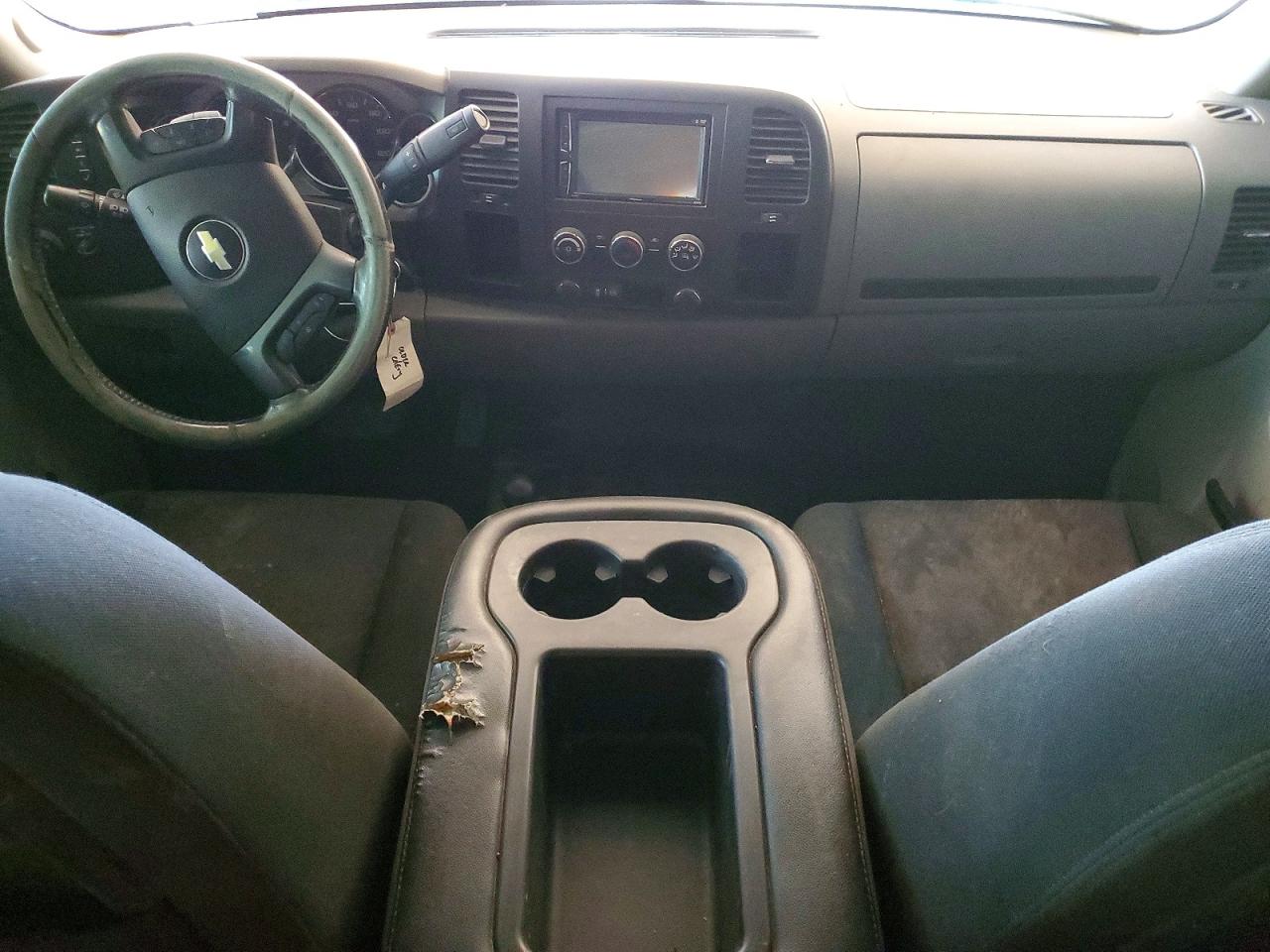 2014 Chevrolet Silverado K2500 Heavy Duty White vin: 1GC1KVC81EF115160