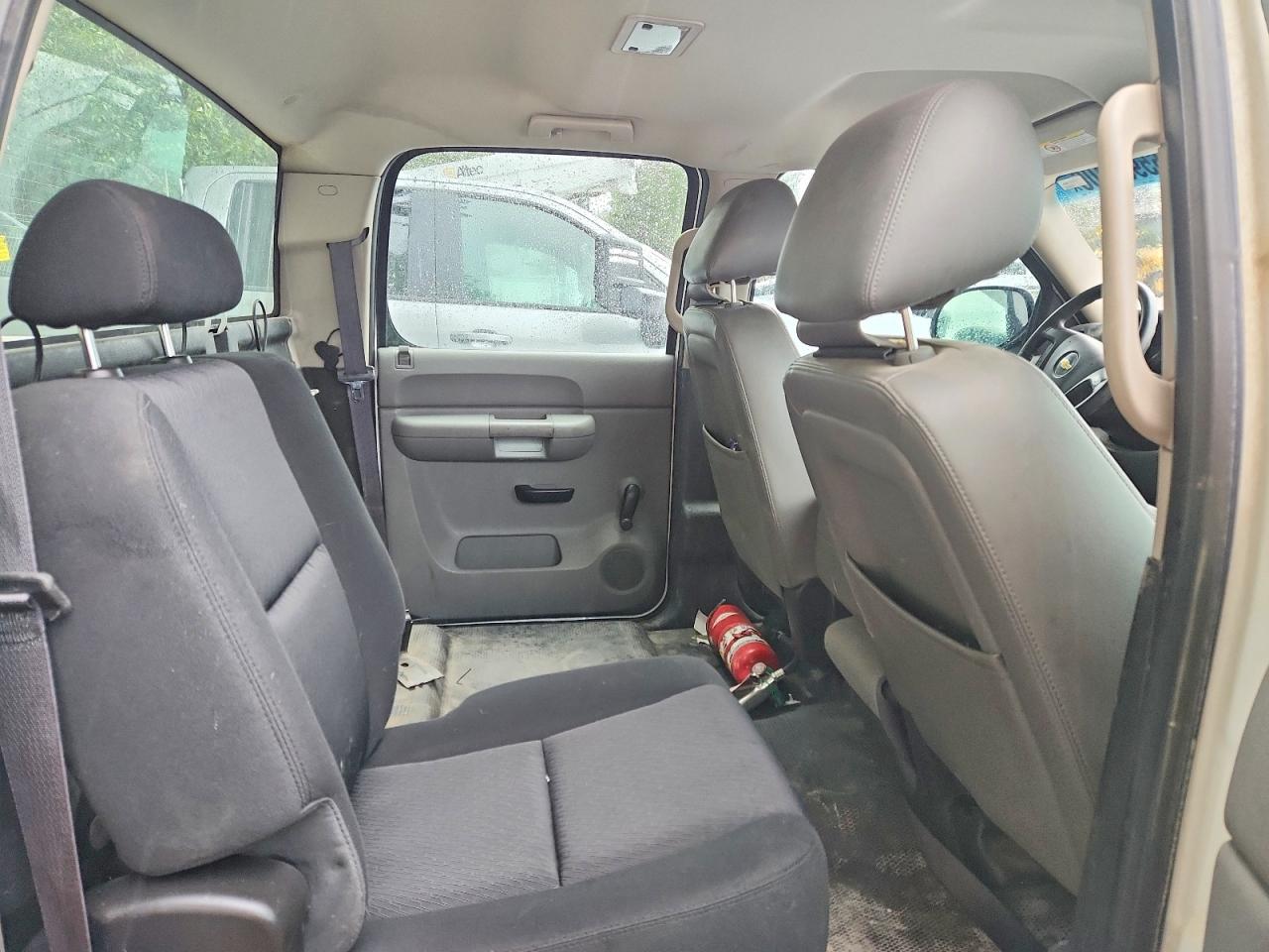 2012 Chevrolet Silverado K2500 Heavy Duty White vin: 1GC1KVC82CF153428