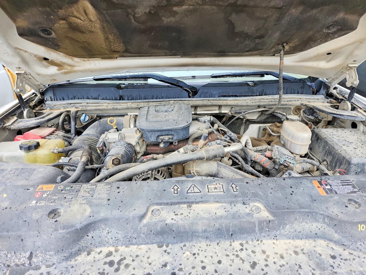 2012 Chevrolet Silverado K2500 Heavy Duty White vin: 1GC1KVC82CF153428