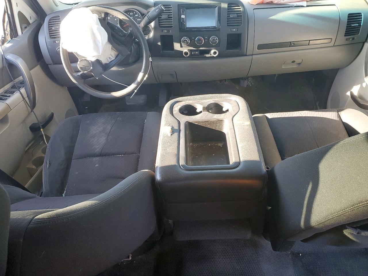 2013 Chevrolet Silverado K2500 Heavy Duty White vin: 1GC1KVC88DF228795