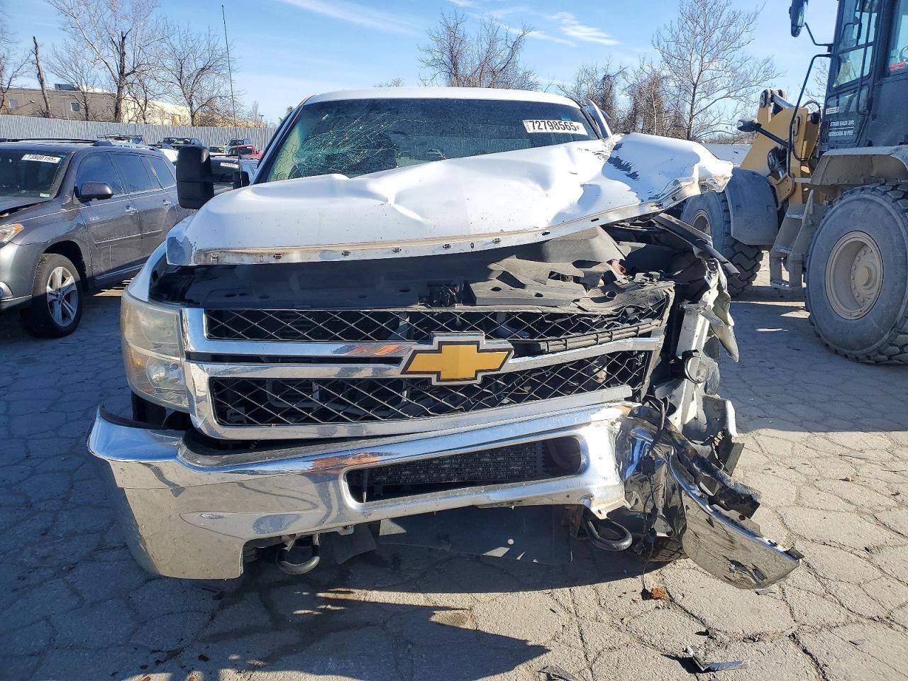 2013 Chevrolet Silverado K2500 Heavy Duty White vin: 1GC1KVC88DF228795
