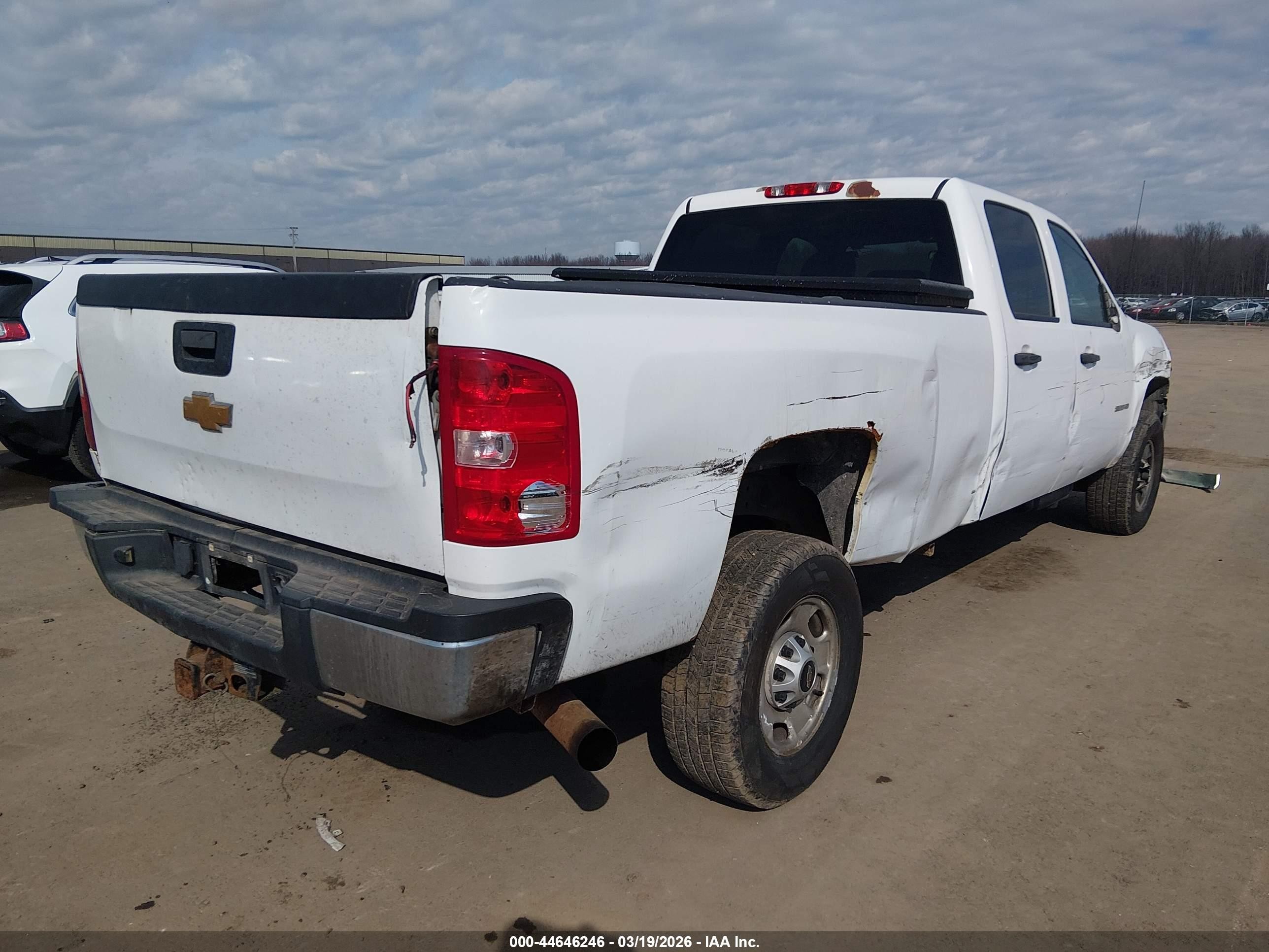 2014 Chevrolet Silverado 2500hd Work Truck White vin: 1GC1KVC89EF186056