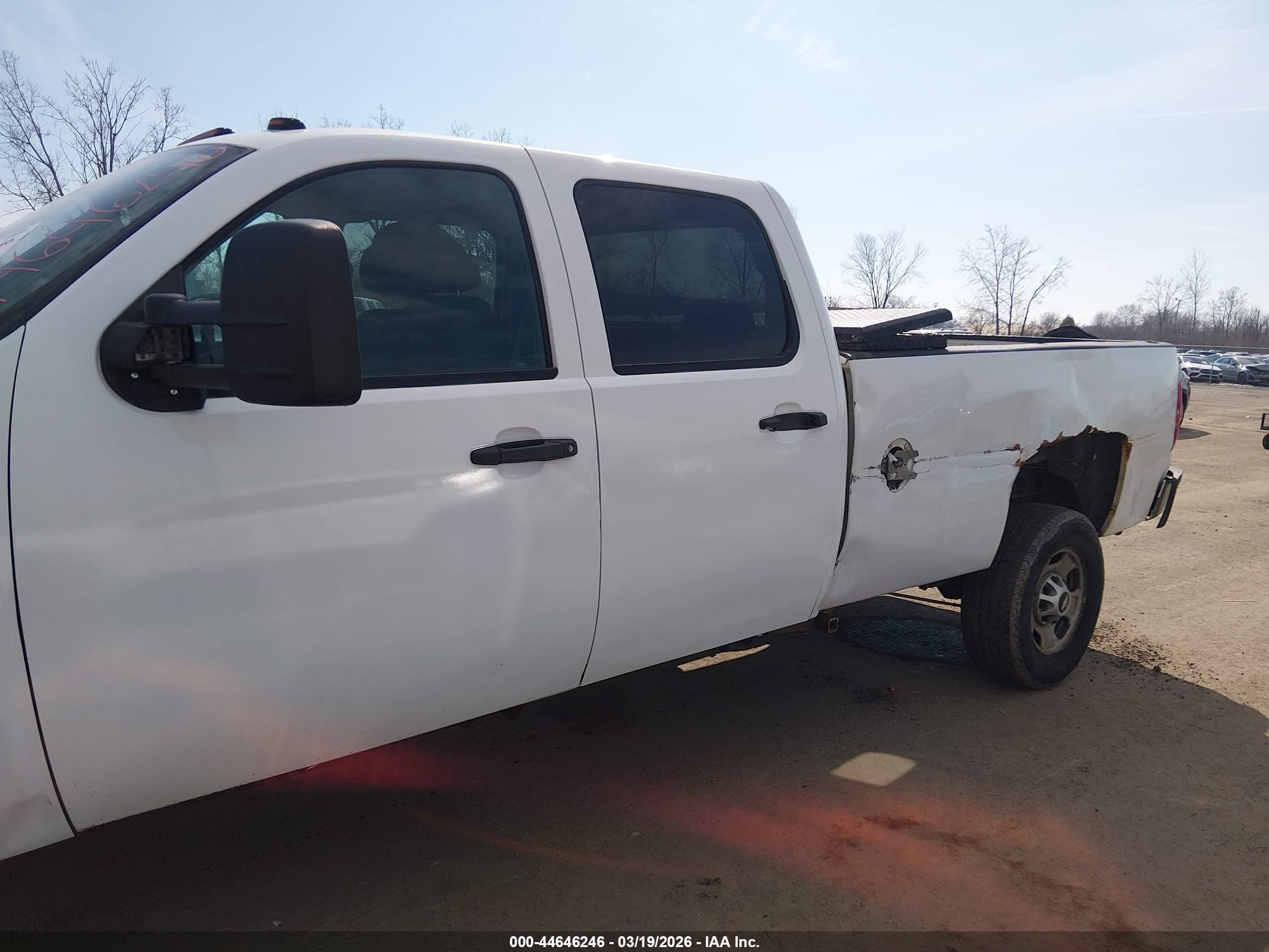 2014 Chevrolet Silverado 2500hd Work Truck White vin: 1GC1KVC89EF186056
