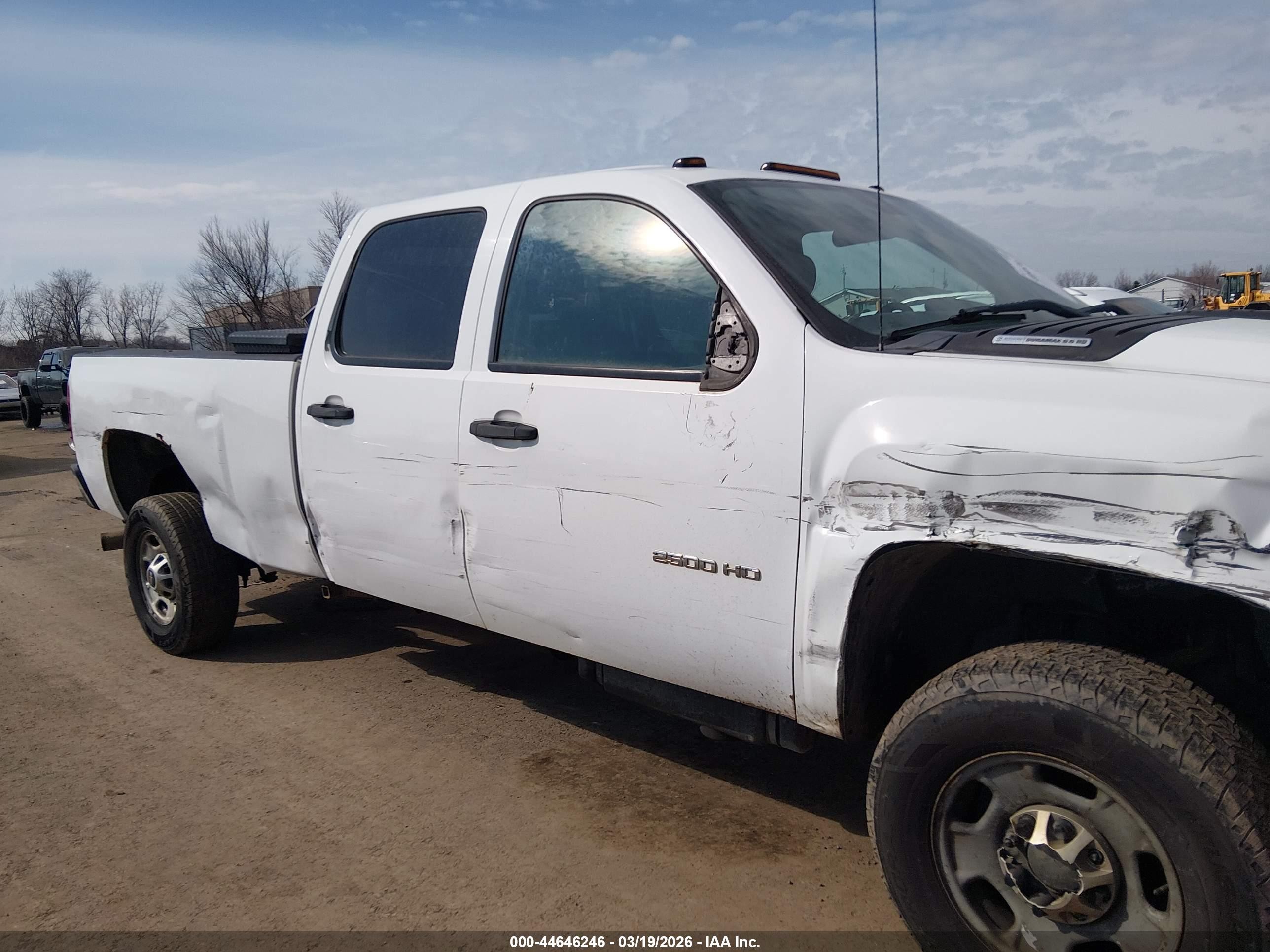 2014 Chevrolet Silverado 2500hd Work Truck White vin: 1GC1KVC89EF186056