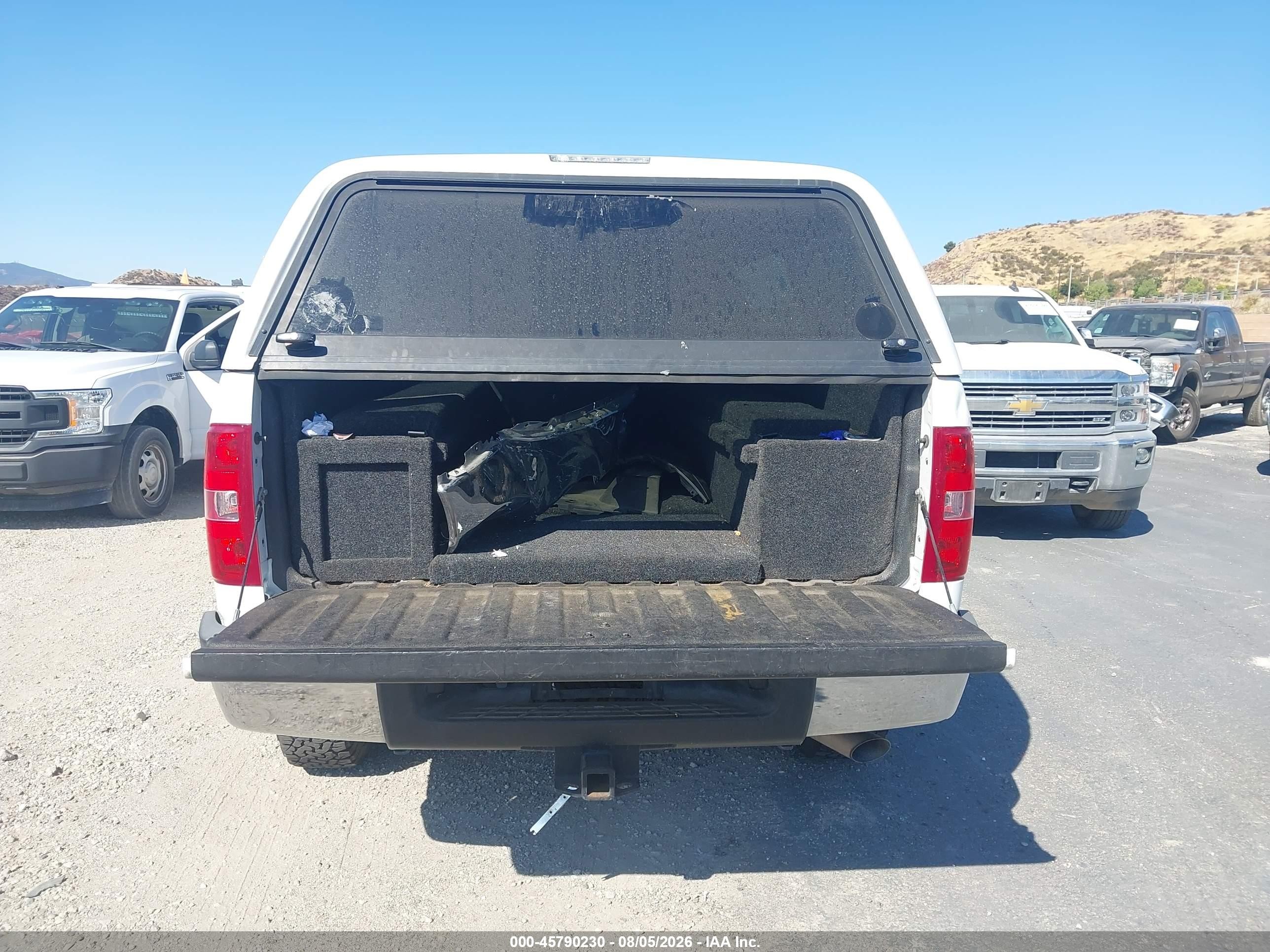 2012 Chevrolet Silverado 2500hd Work Truck White vin: 1GC1KVCG0CF233317