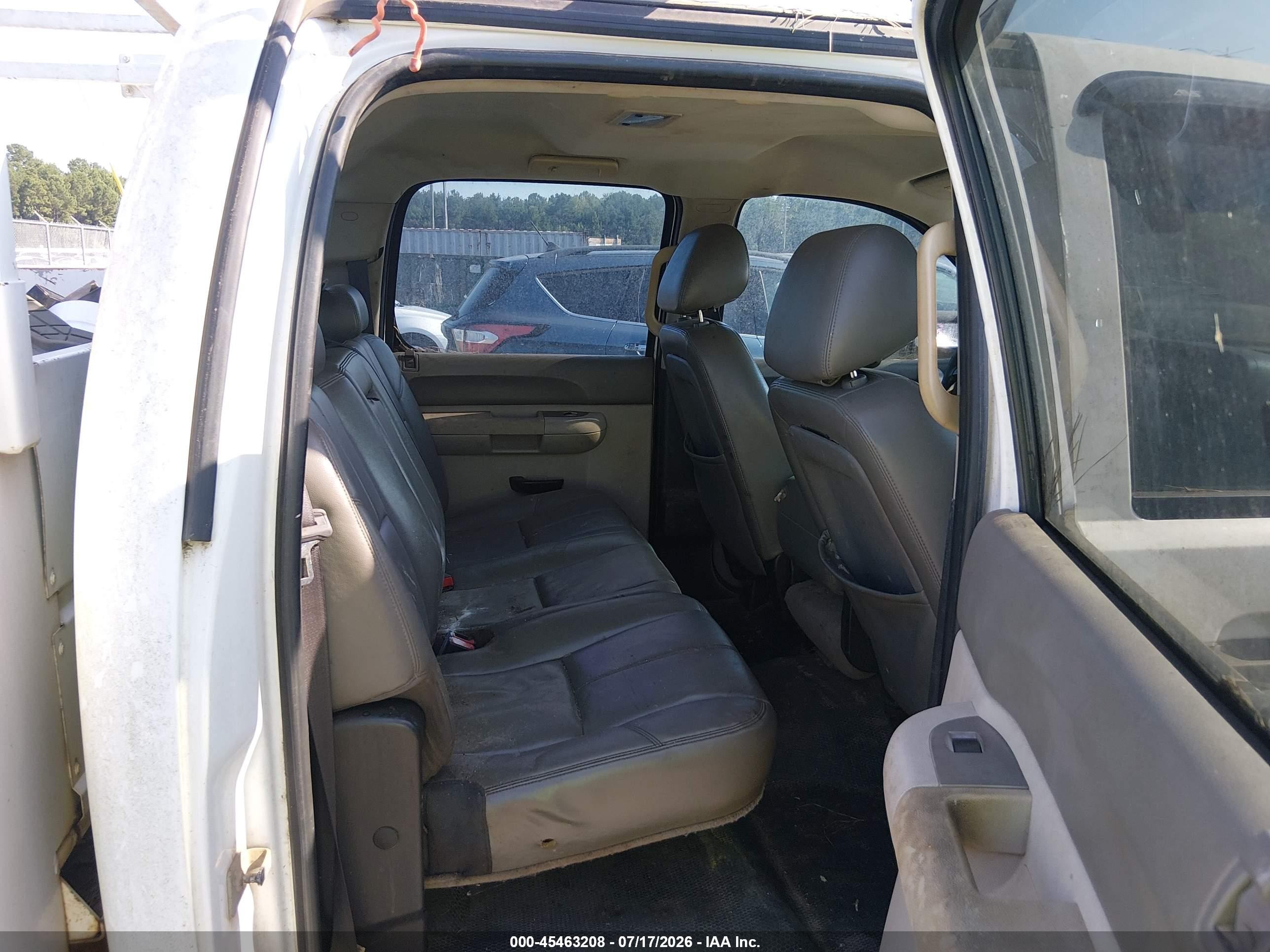 2011 Chevrolet Silverado 2500hd Work Truck White vin: 1GC1KVCG2BF128115