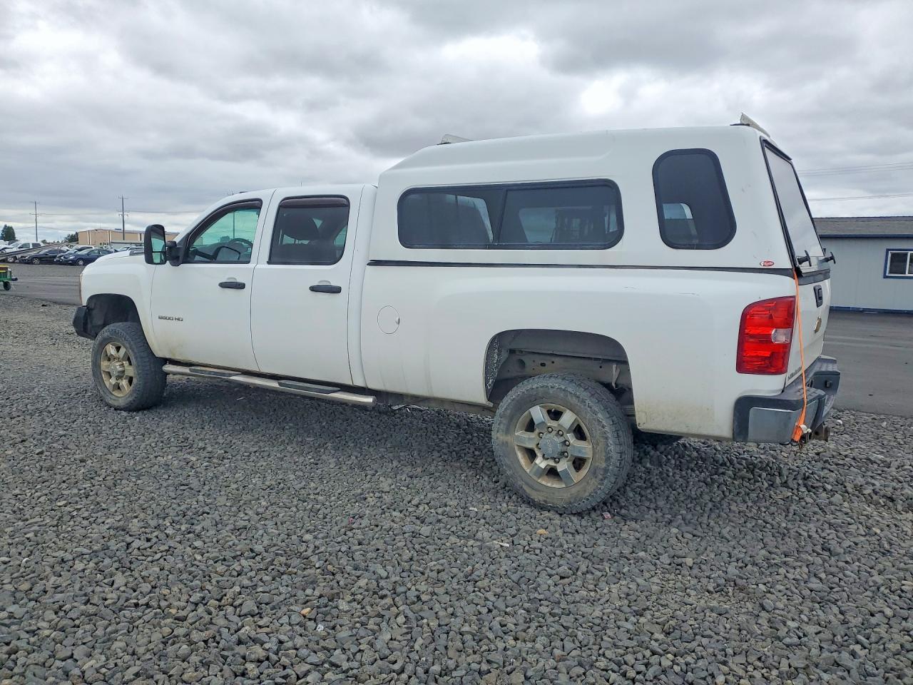 2014 Chevrolet Silverado K2500 Heavy Duty White vin: 1GC1KVCG4EF179796