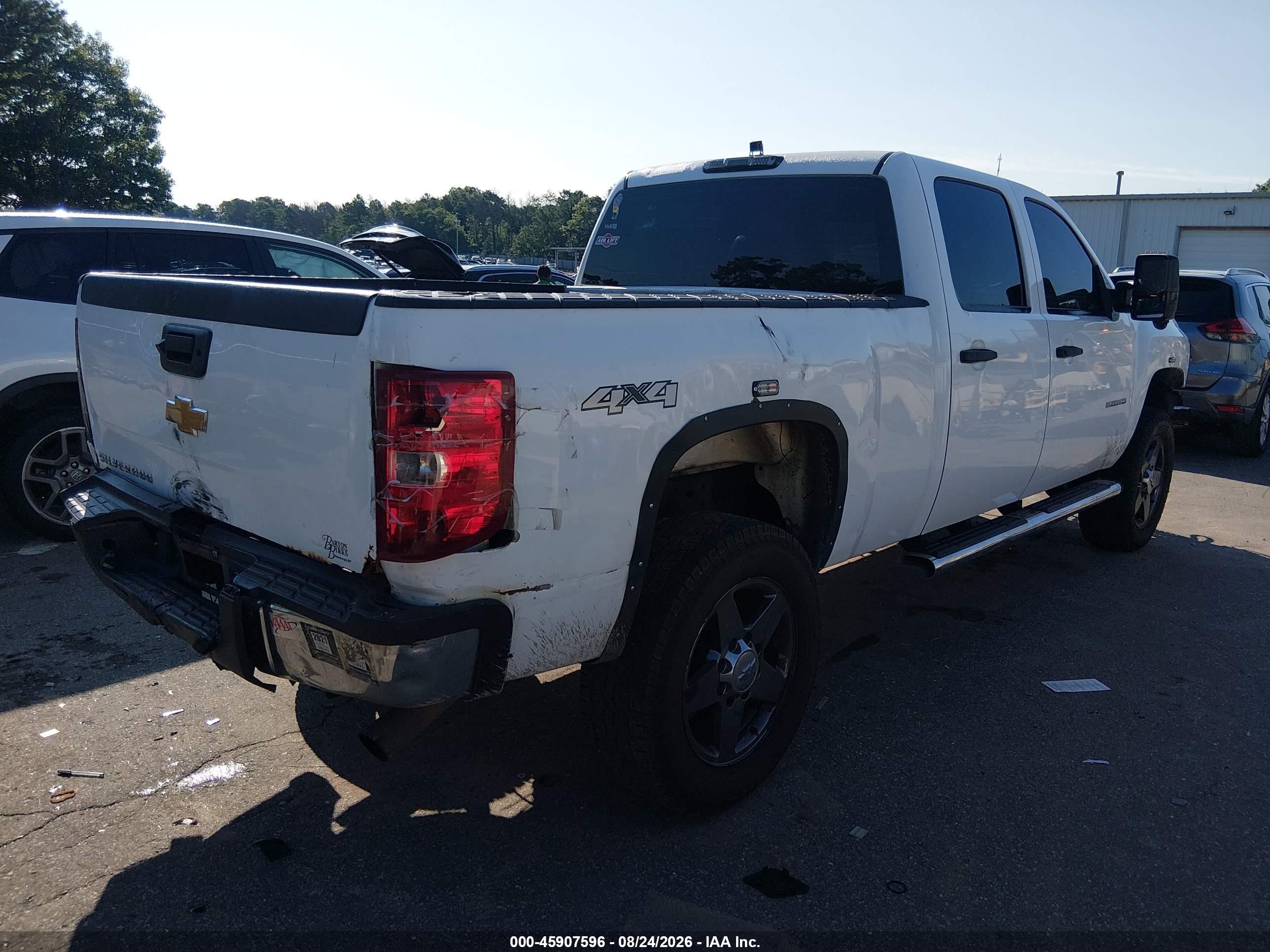 2014 Chevrolet Silverado 2500hd Work Truck White vin: 1GC1KVCG8EF152732