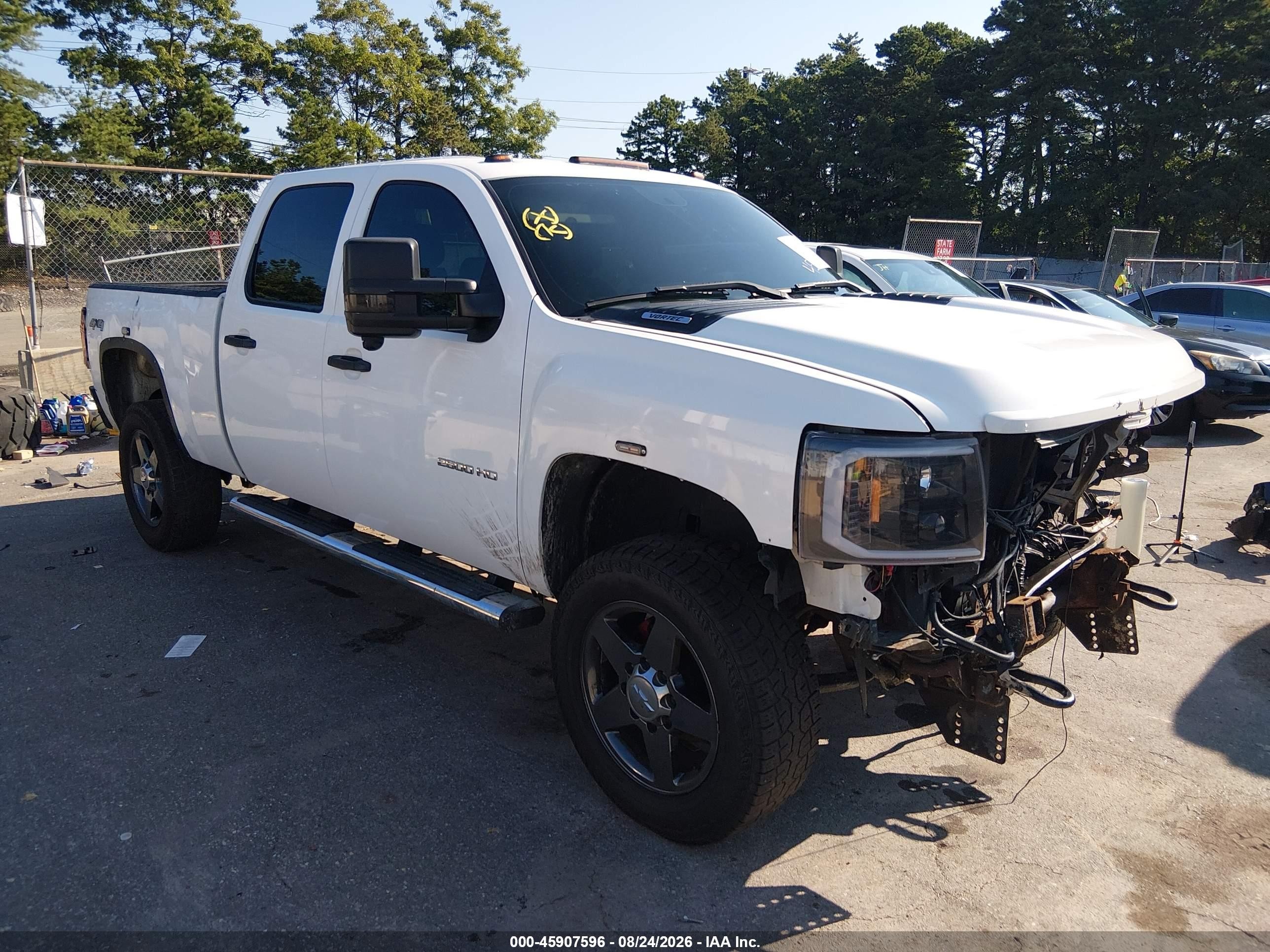 2014 Chevrolet Silverado 2500hd Work Truck White vin: 1GC1KVCG8EF152732