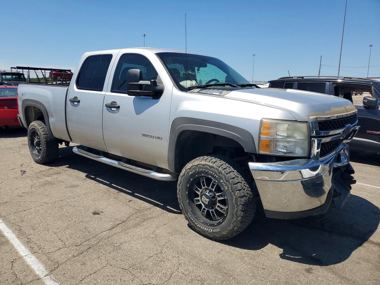 2011 Chevrolet Silverado Silver vin: 1GC1KVCGXBF211744