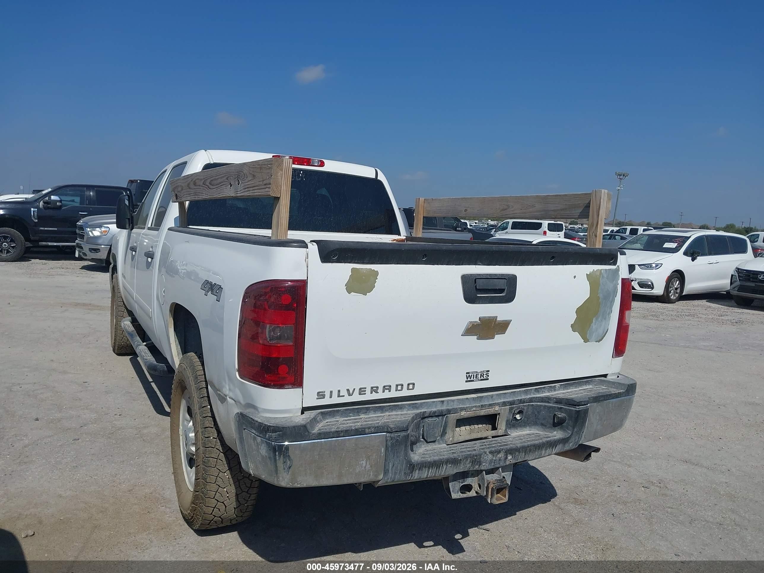 2011 Chevrolet Silverado 2500hd Work Truck White vin: 1GC1KVCGXBF220170