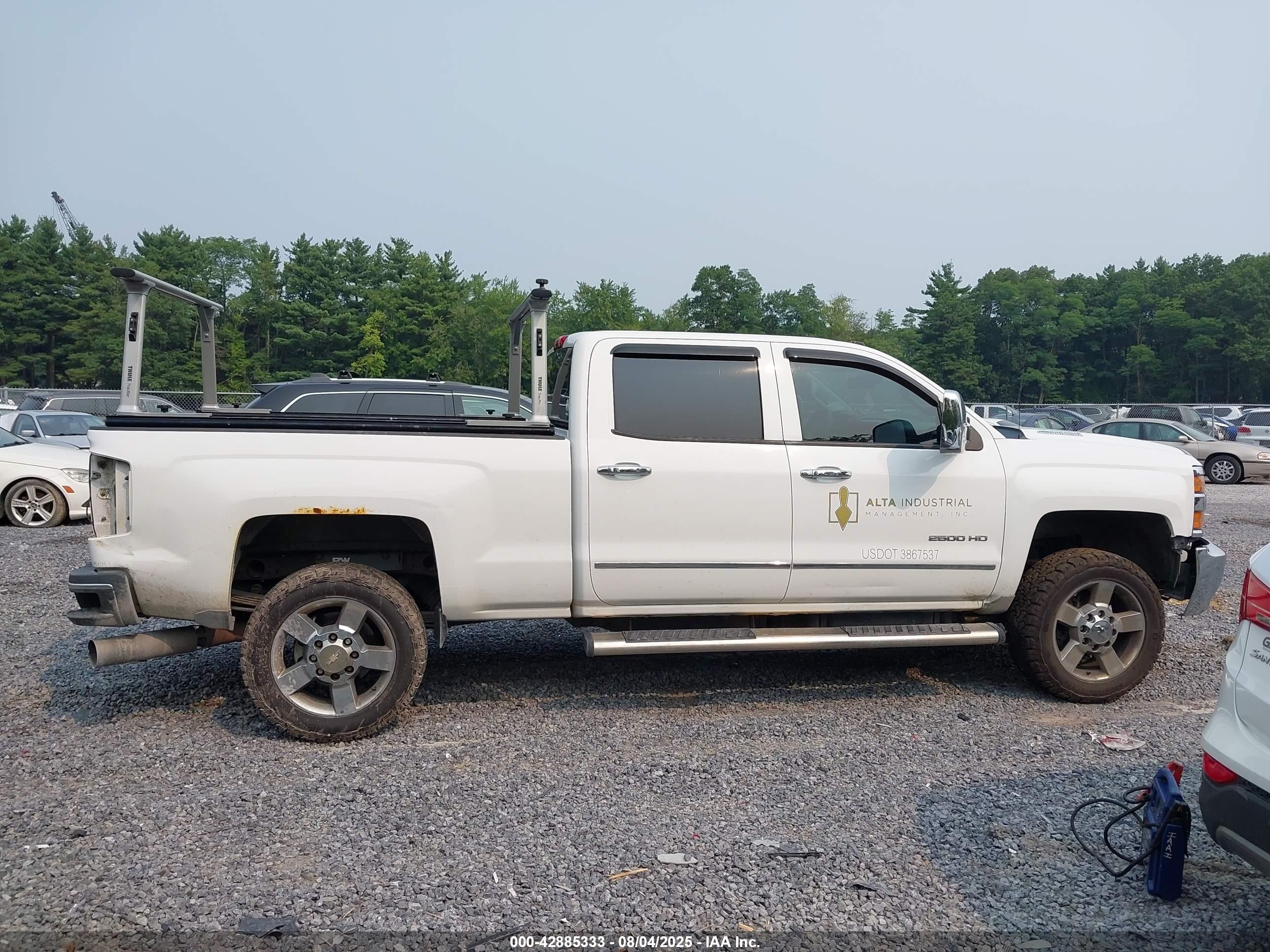 2015 Chevrolet Silverado 2500hd Lt White vin: 1GC1KVE81FF162543