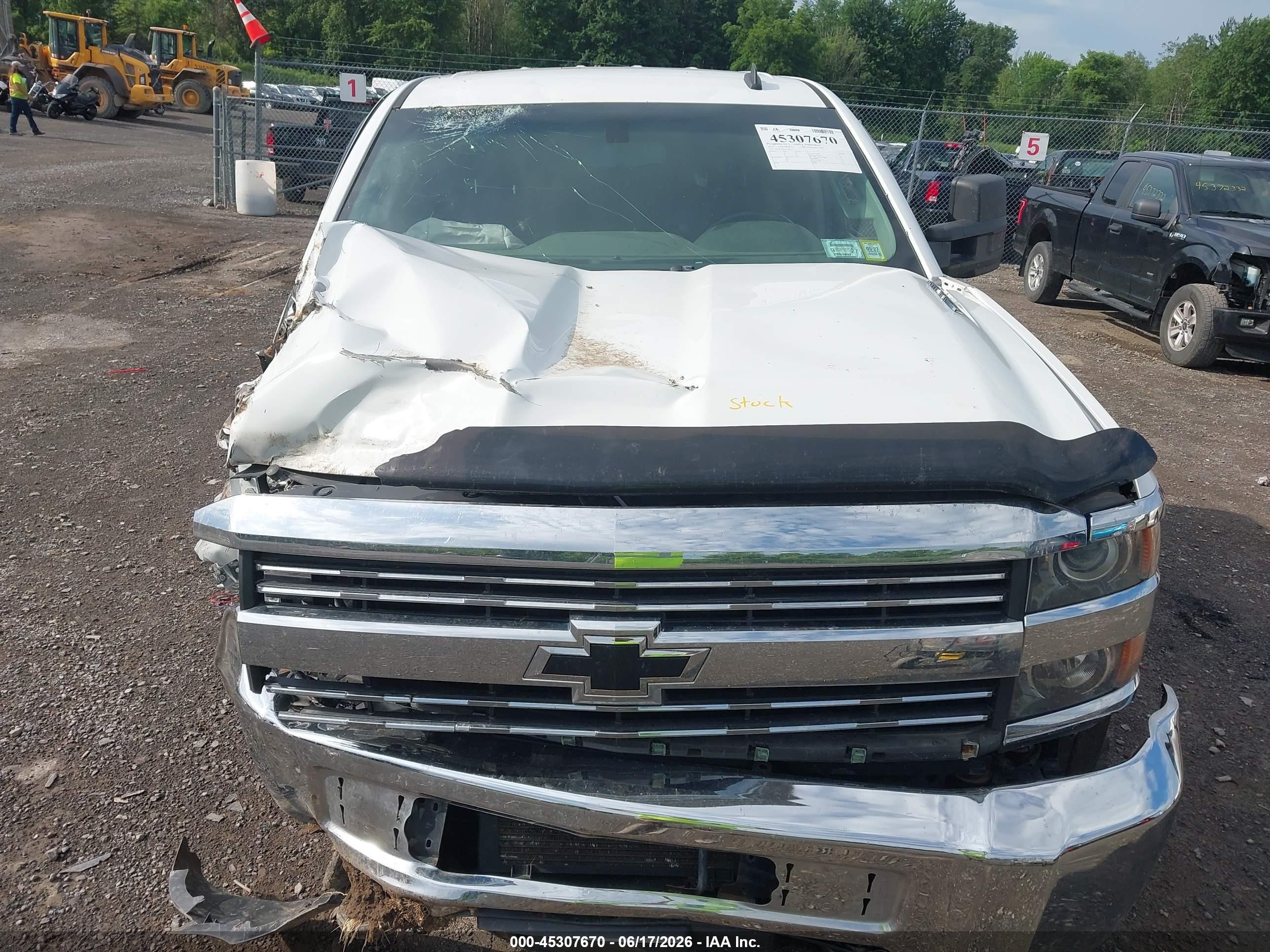2015 Chevrolet Silverado 2500hd Lt White vin: 1GC1KVE82FF140714