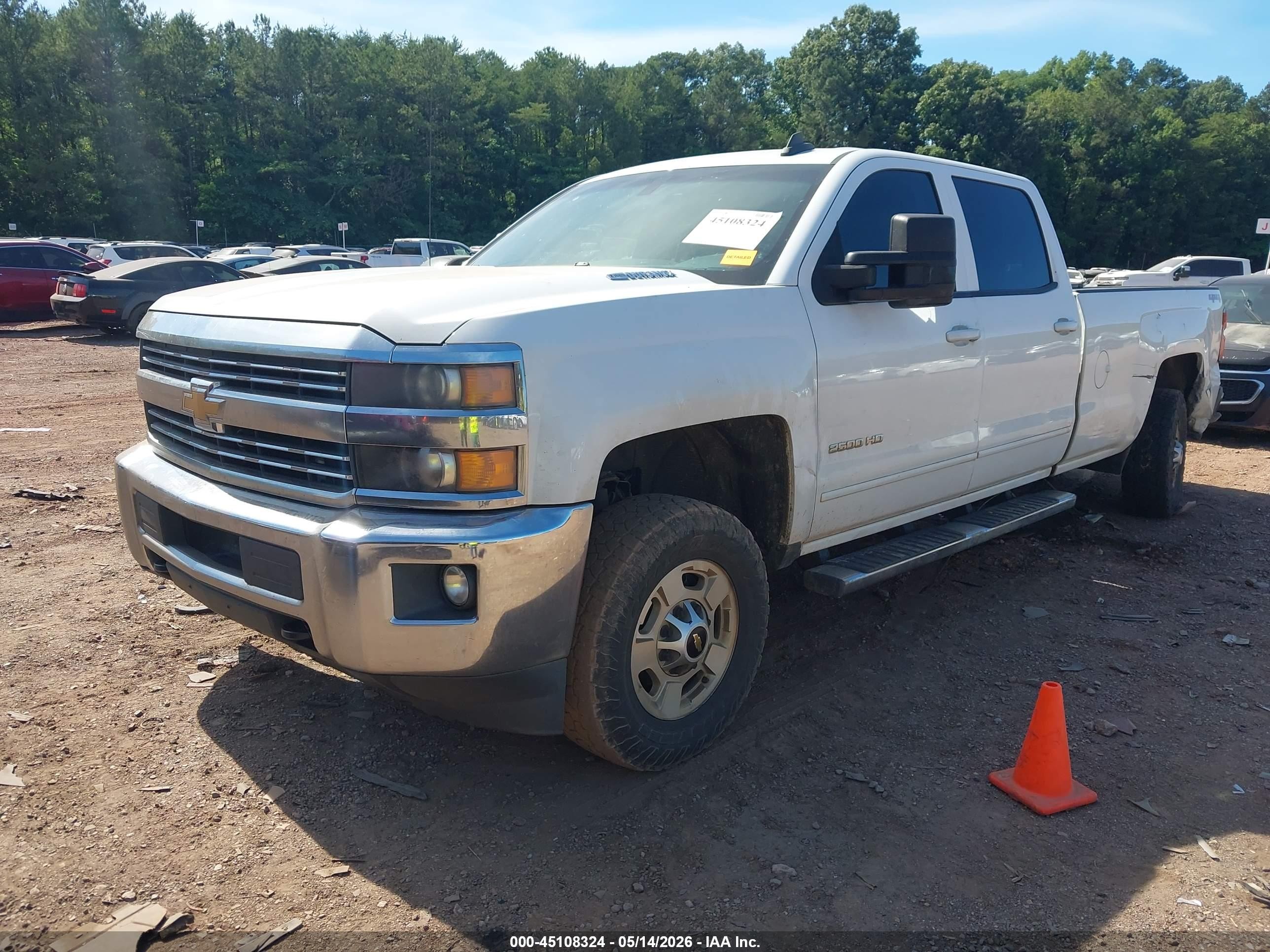2015 Chevrolet Silverado 2500hd Lt White vin: 1GC1KVE86FF611781