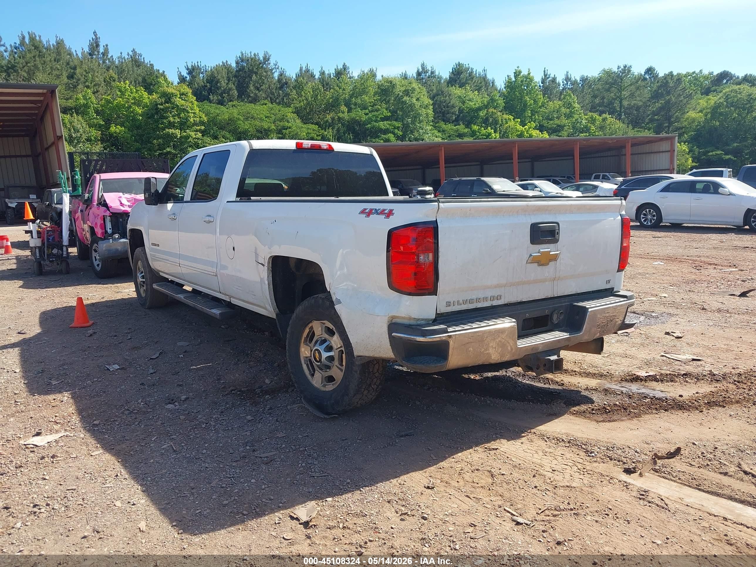 2015 Chevrolet Silverado 2500hd Lt White vin: 1GC1KVE86FF611781