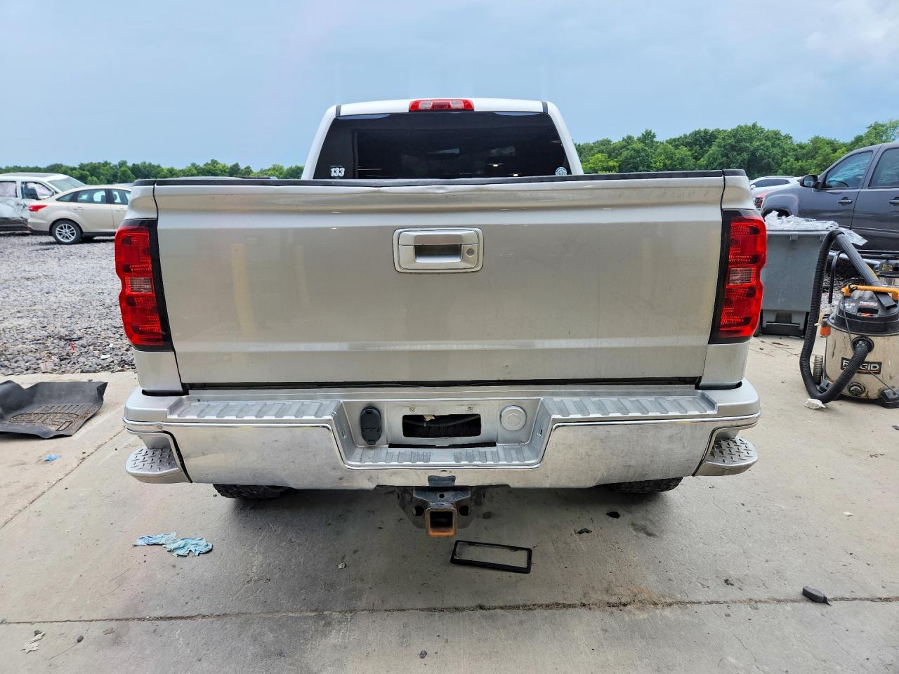 2015 Chevrolet 2500 Серебряный vin: 1GC1KVE87FF184000