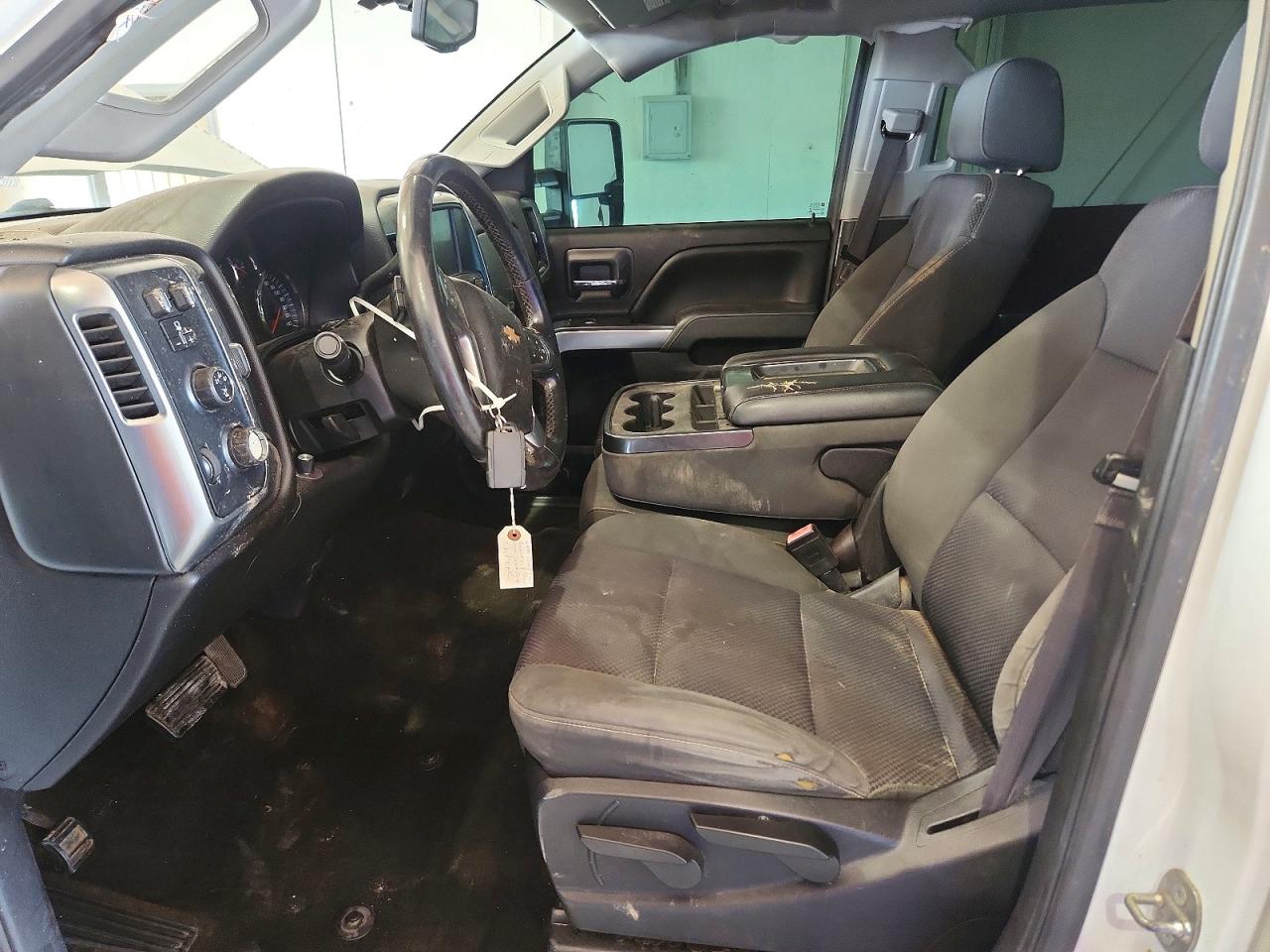 2015 Chevrolet Silverado K2500 Heavy Duty Lt White vin: 1GC1KVE87FF606394
