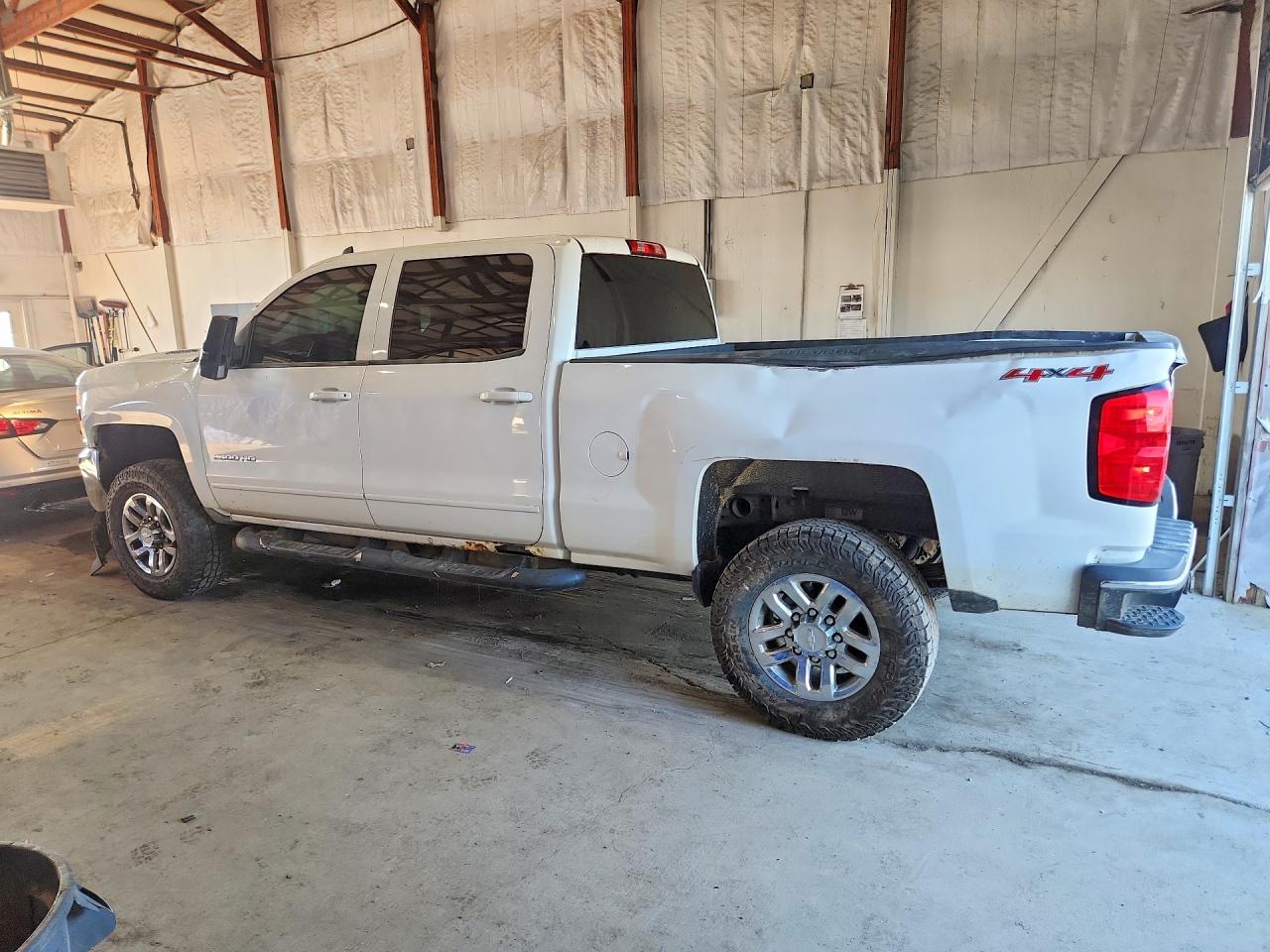 2015 Chevrolet Silverado K2500 Heavy Duty Lt White vin: 1GC1KVE87FF606394