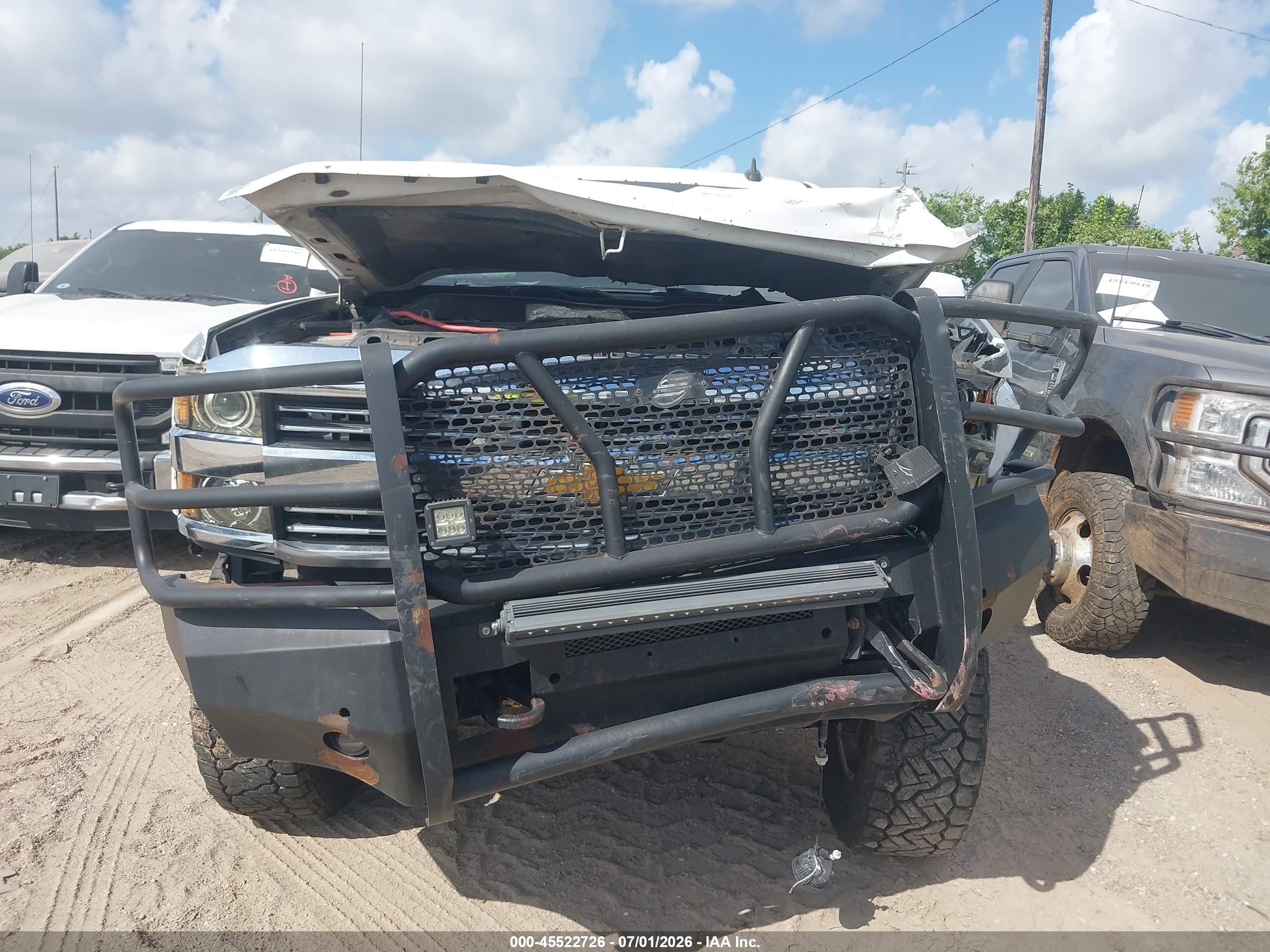 2015 Chevrolet Silverado 2500hd Built After Aug 14 Lt White vin: 1GC1KVE89FF508287