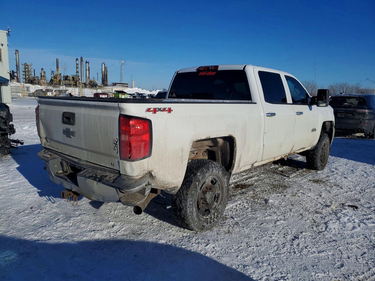 2015 Chevrolet Silverado K2500 Heavy Duty Lt White vin: 1GC1KVEG1FF117447
