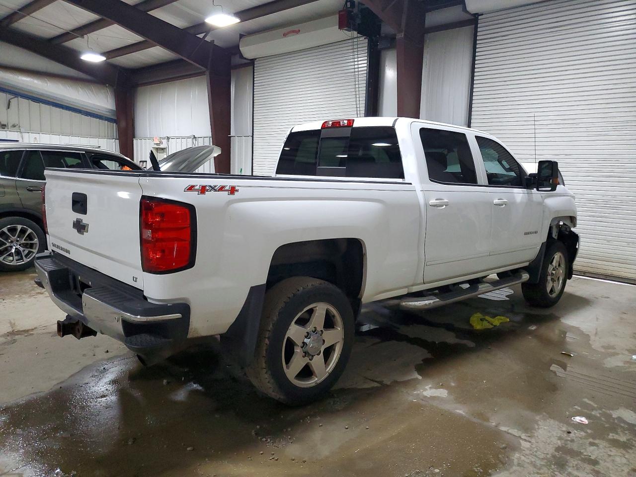 2015 Chevrolet Silverado K2500 Heavy Duty Lt White vin: 1GC1KVEG1FF518397